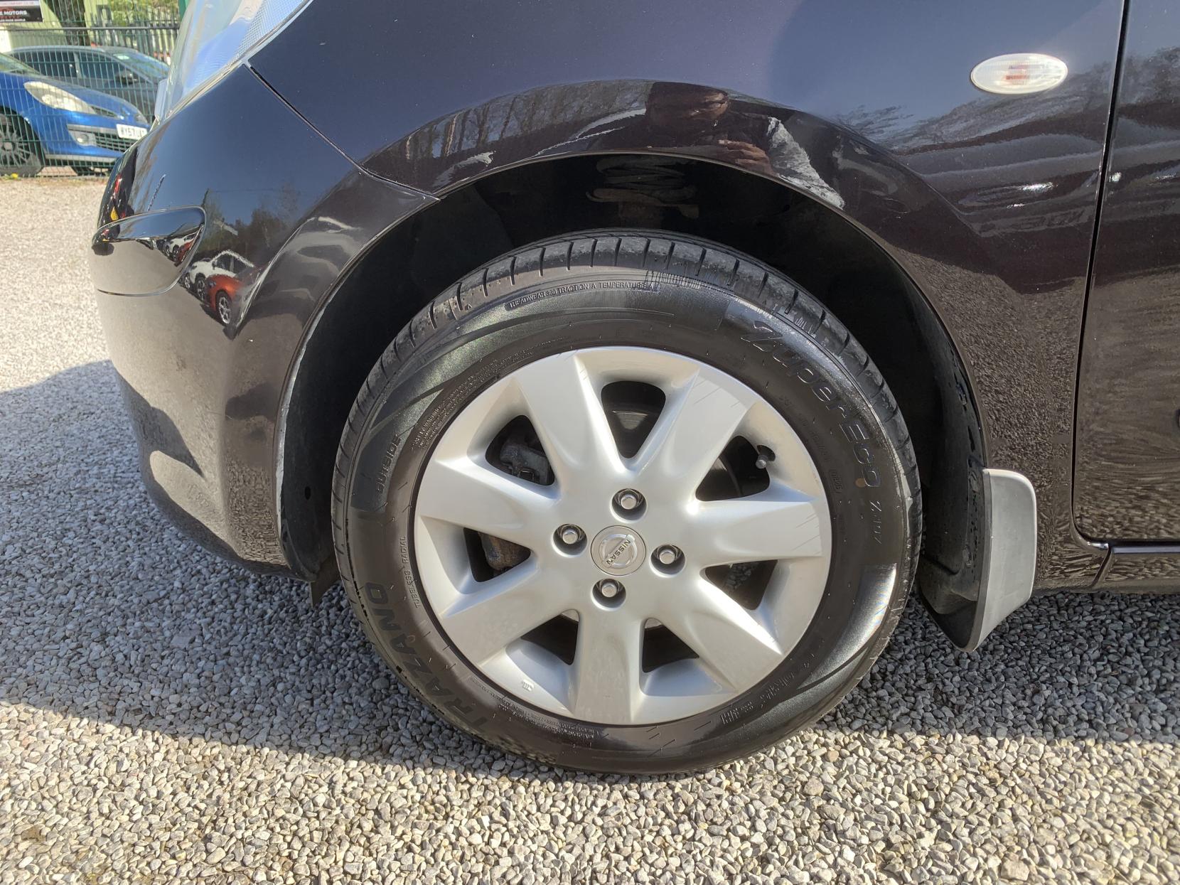 Nissan Micra 1.2 12V Acenta Hatchback 5dr Petrol CVT Euro 5 (80 ps)