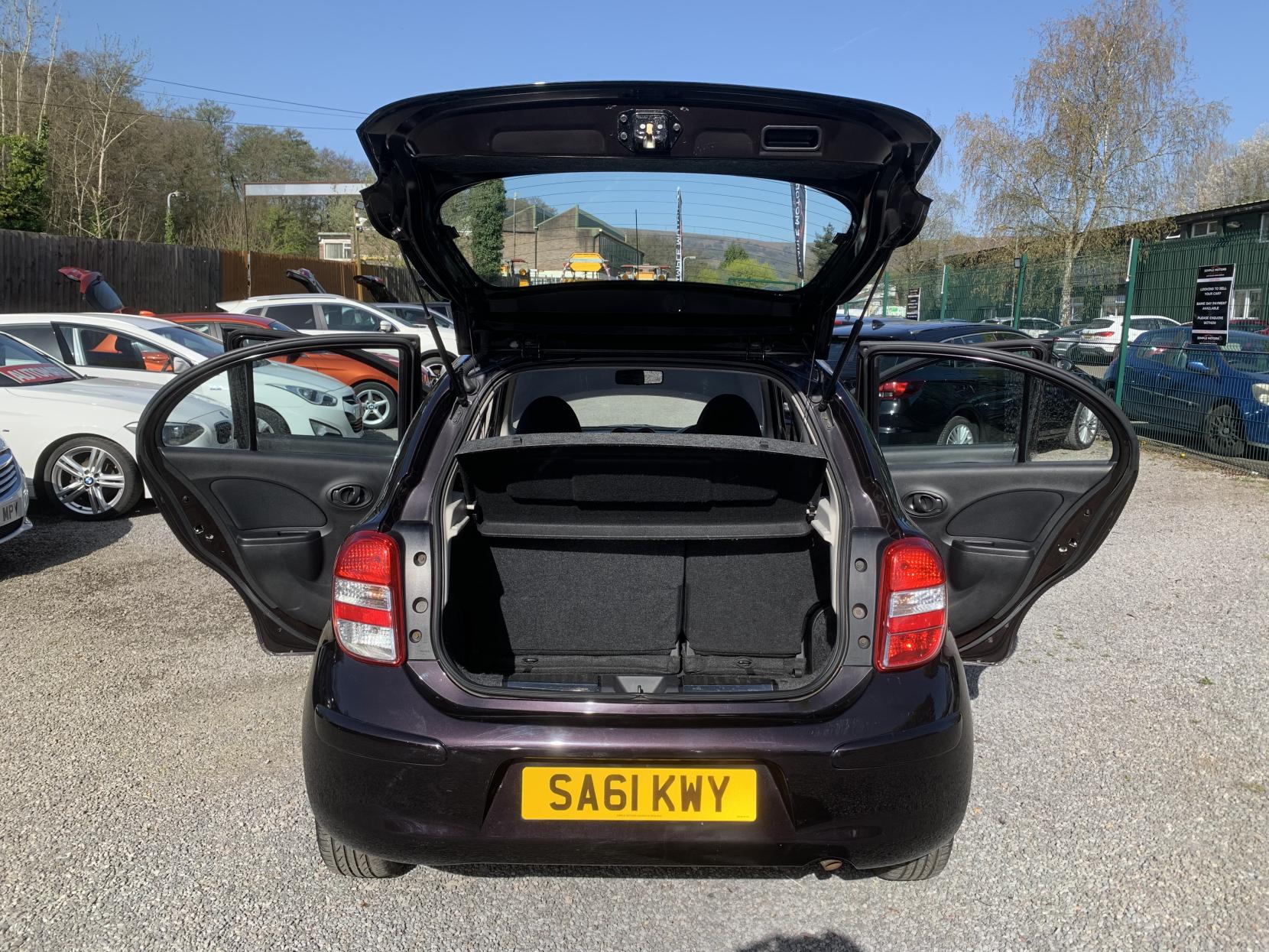 Nissan Micra 1.2 12V Acenta Hatchback 5dr Petrol CVT Euro 5 (80 ps)