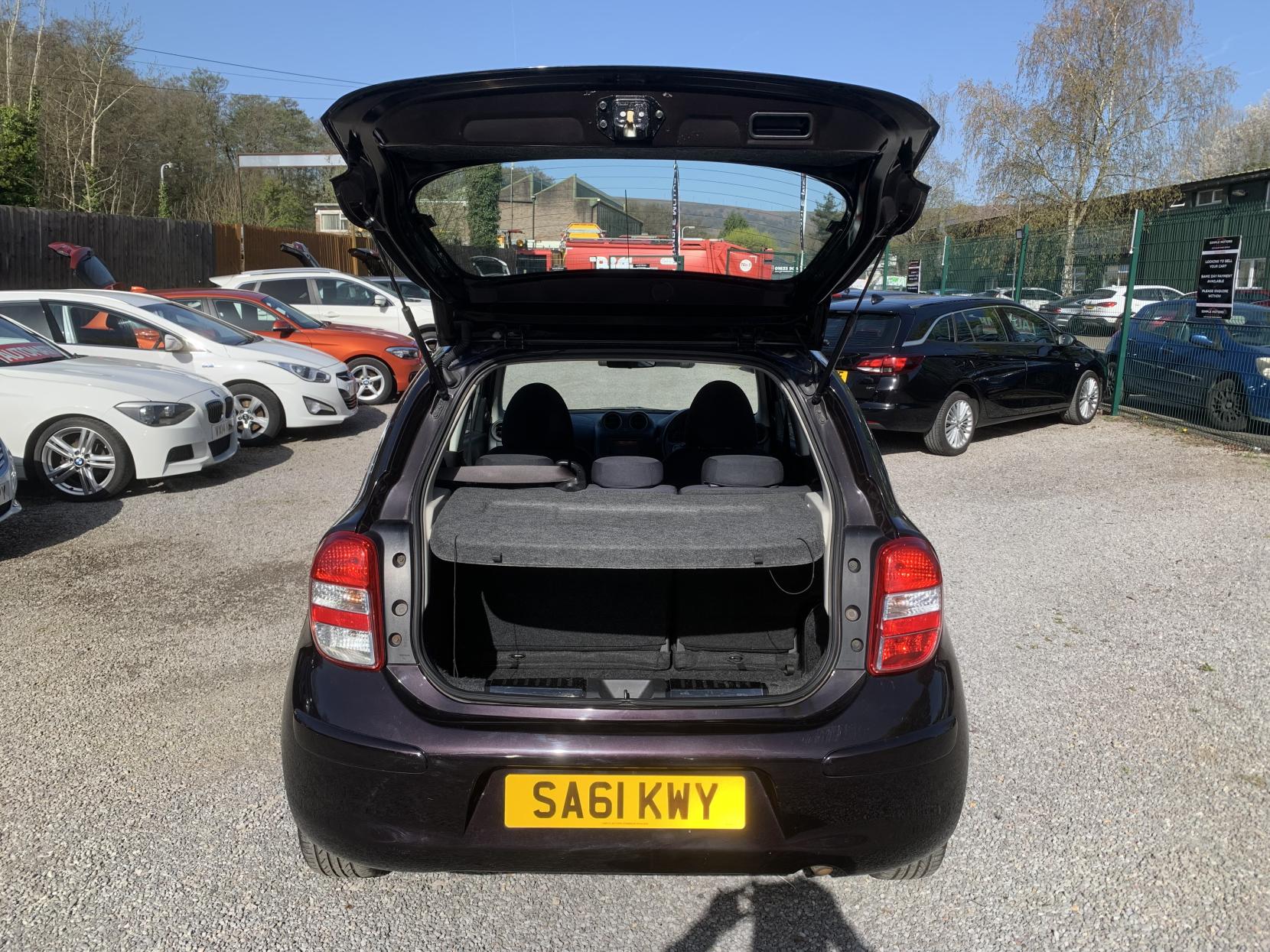 Nissan Micra 1.2 12V Acenta Hatchback 5dr Petrol CVT Euro 5 (80 ps)