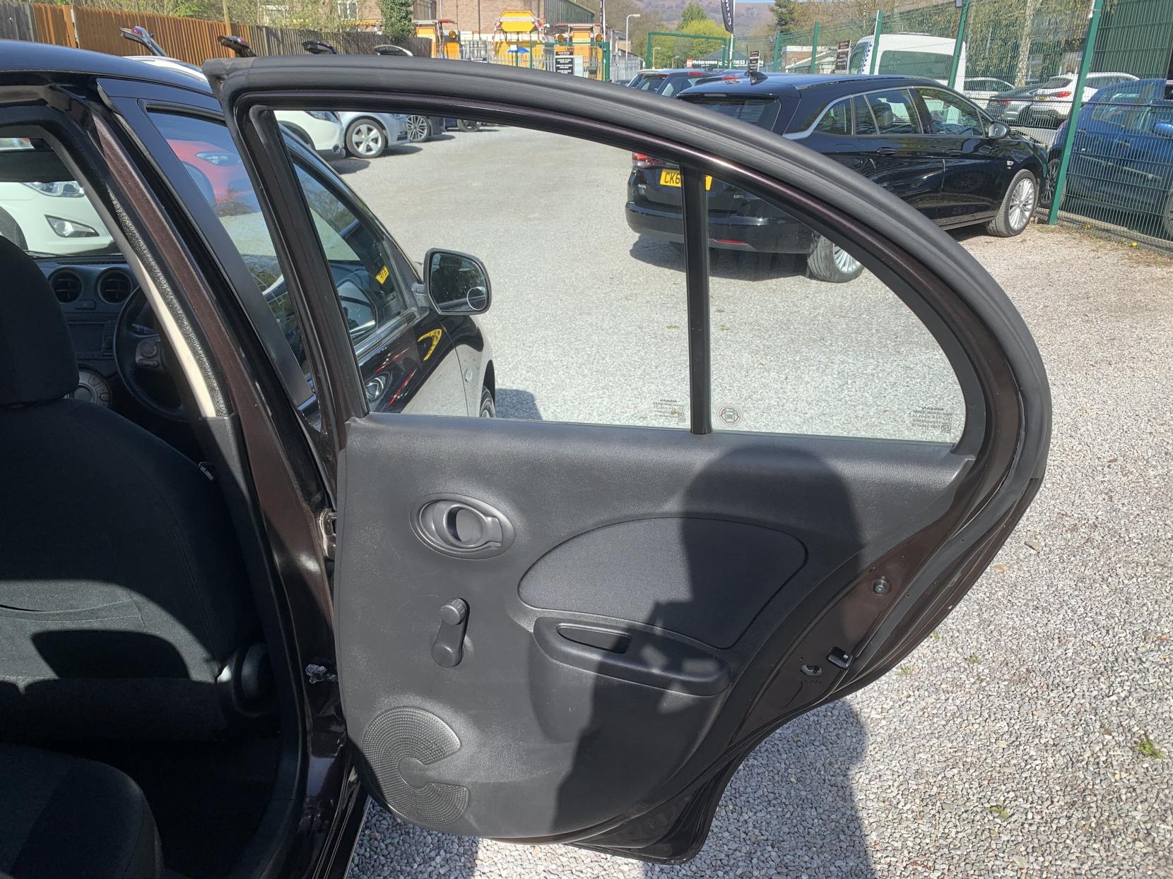 Nissan Micra 1.2 12V Acenta Hatchback 5dr Petrol CVT Euro 5 (80 ps)