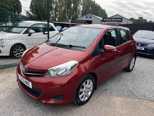 Toyota Yaris 1.33 Dual VVT-i TR Hatchback 5dr Petrol Multidrive S Euro 5 (101 ps)