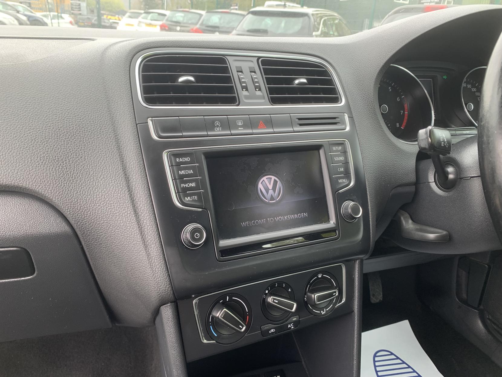 Volkswagen Polo 1.0 BlueMotion Tech SE Hatchback 3dr Petrol Manual Euro 6 (s/s) (60 ps)