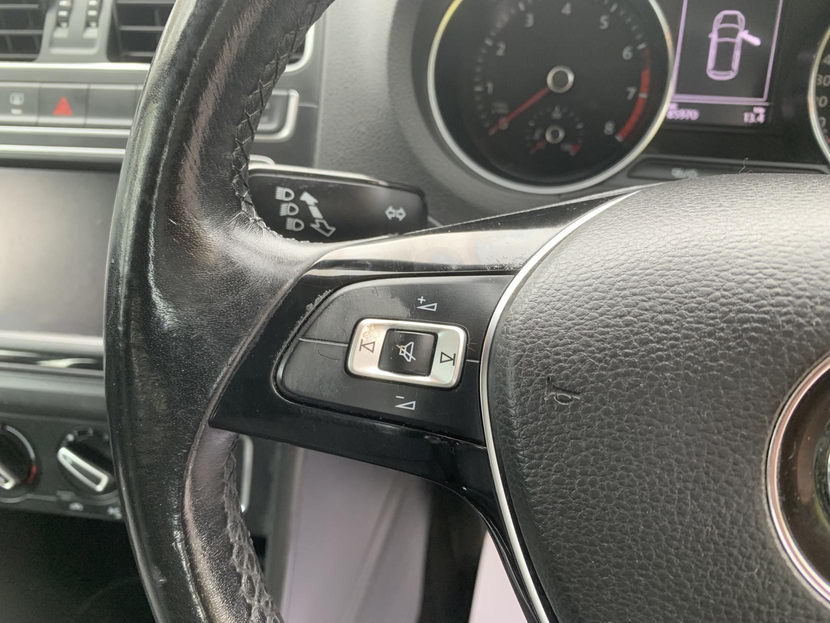 Volkswagen Polo 1.0 BlueMotion Tech SE Hatchback 3dr Petrol Manual Euro 6 (s/s) (60 ps)