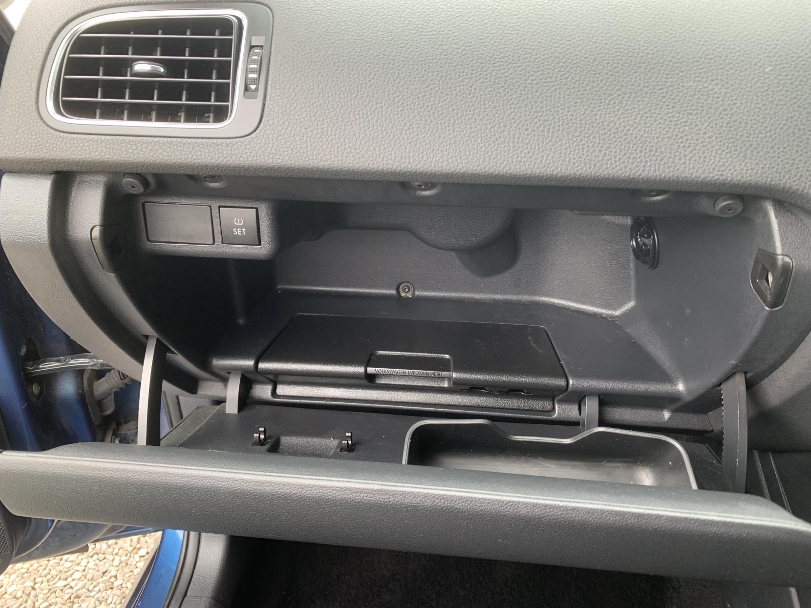 Volkswagen Polo 1.0 BlueMotion Tech SE Hatchback 3dr Petrol Manual Euro 6 (s/s) (60 ps)