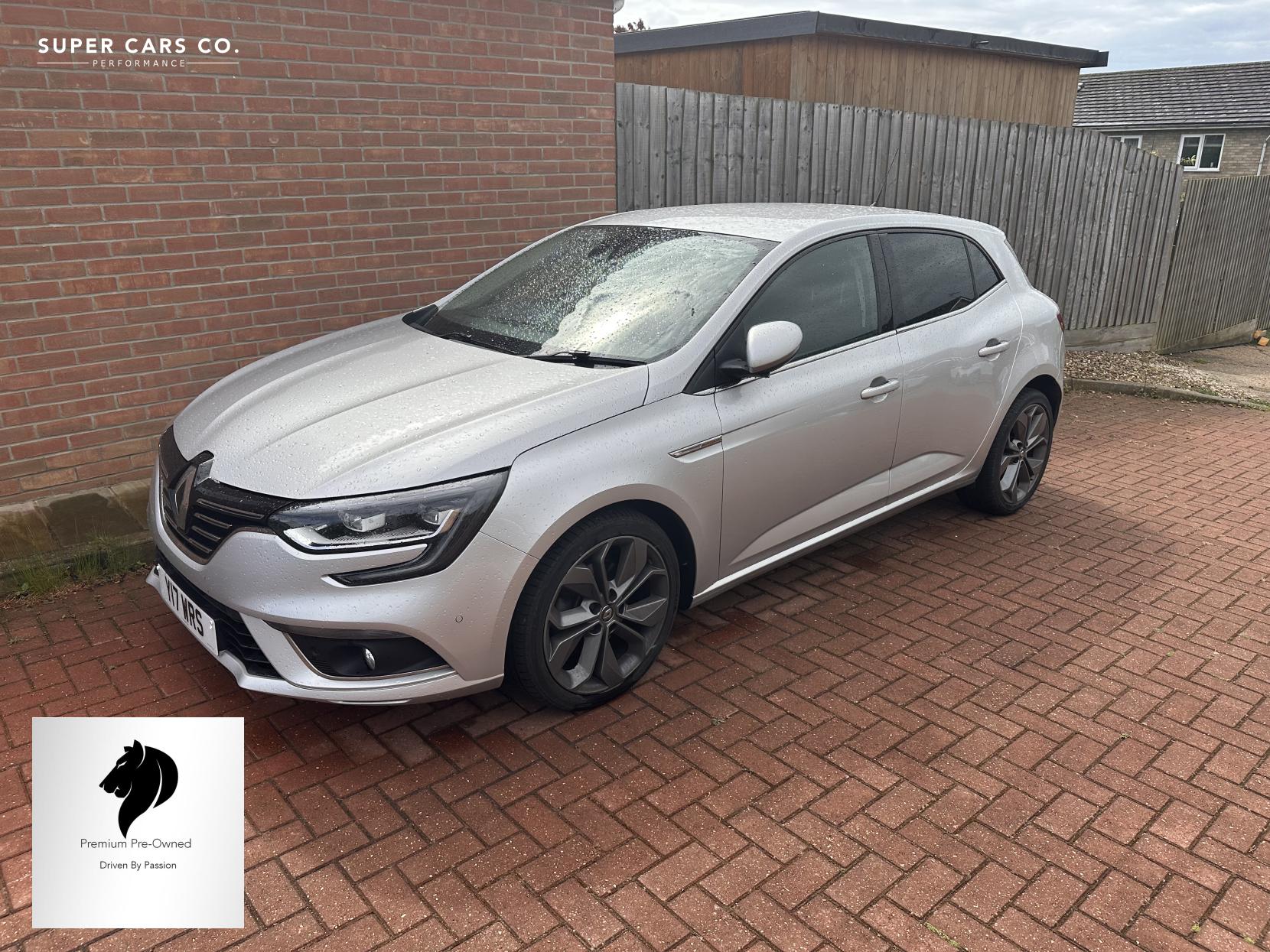 Renault Megane 1.6 dCi Signature Nav Hatchback 5dr Diesel Manual Euro 6 (s/s) (130 ps)