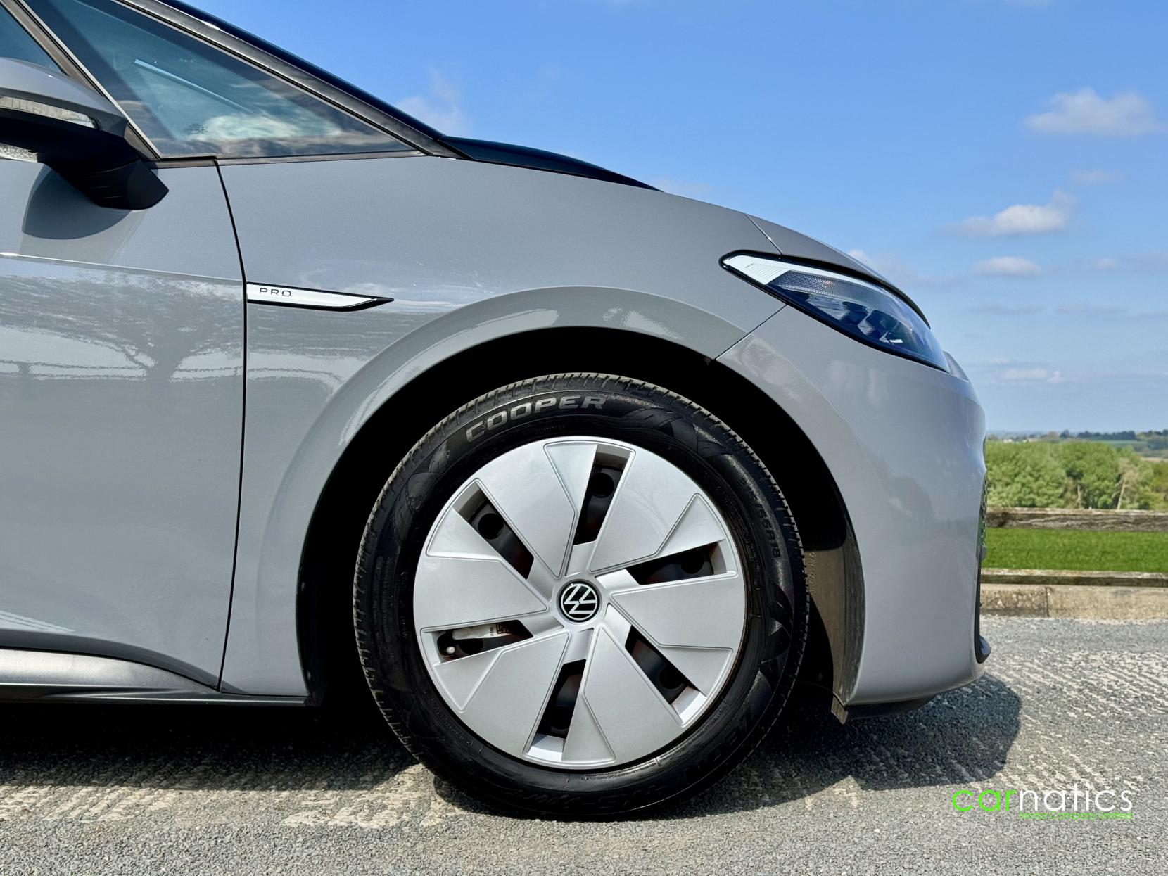 Volkswagen ID.3 Pro Performance 58kWh Life Hatchback 5dr Electric Auto (204 ps)