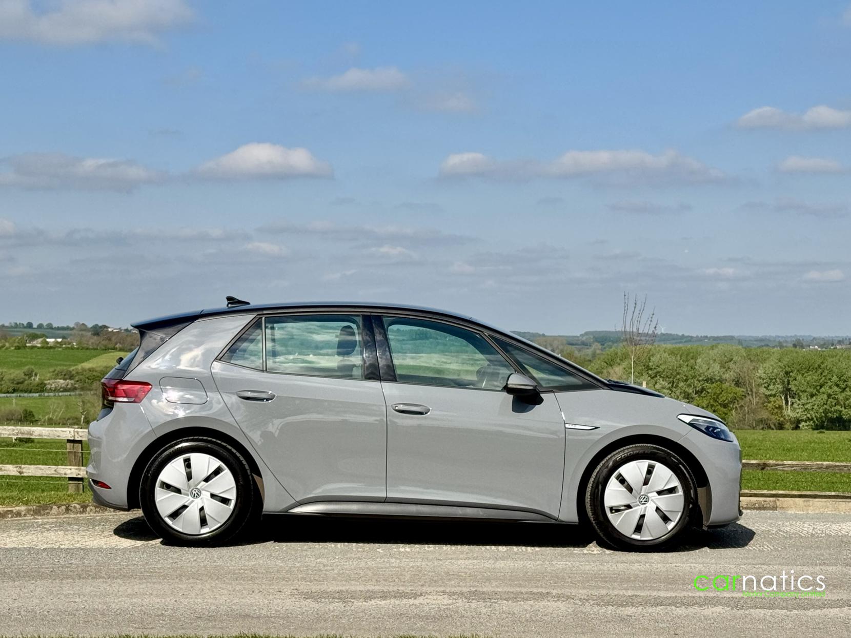 Volkswagen ID.3 Pro Performance 58kWh Life Hatchback 5dr Electric Auto (204 ps)