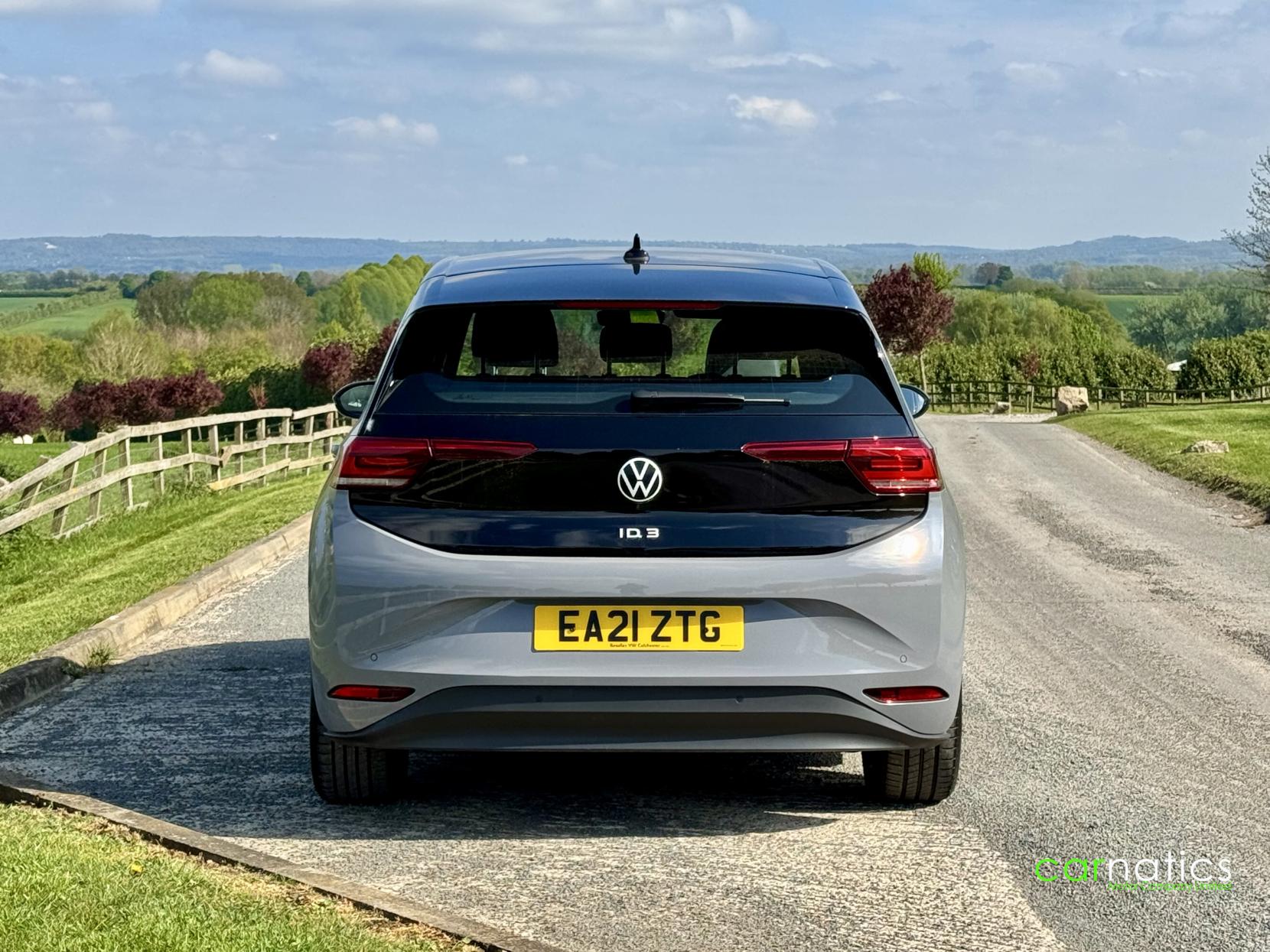 Volkswagen ID.3 Pro Performance 58kWh Life Hatchback 5dr Electric Auto (204 ps)