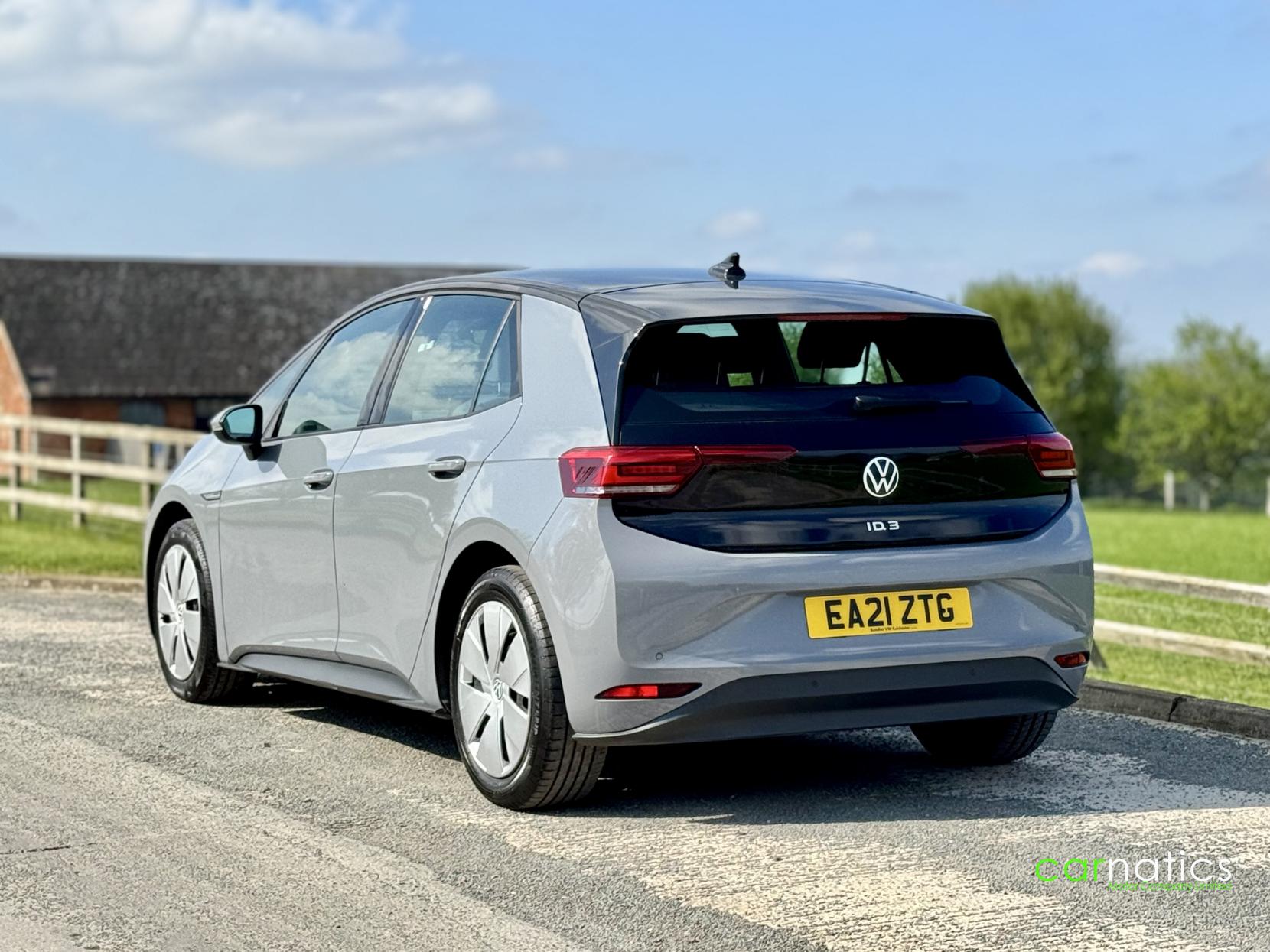 Volkswagen ID.3 Pro Performance 58kWh Life Hatchback 5dr Electric Auto (204 ps)