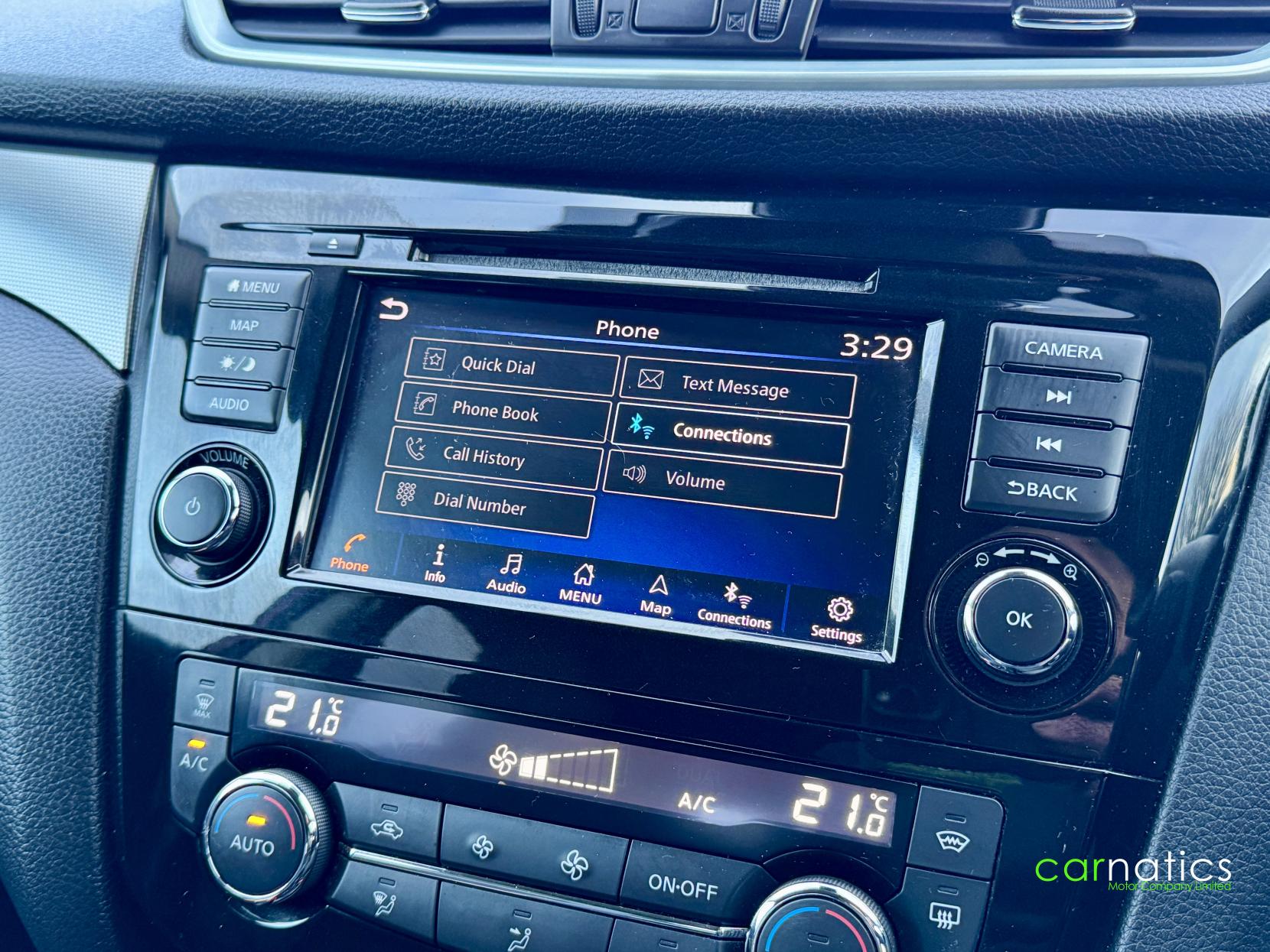 Nissan Qashqai 1.3 DIG-T N-Connecta SUV 5dr Petrol Manual Euro 6 (s/s) (140 ps)