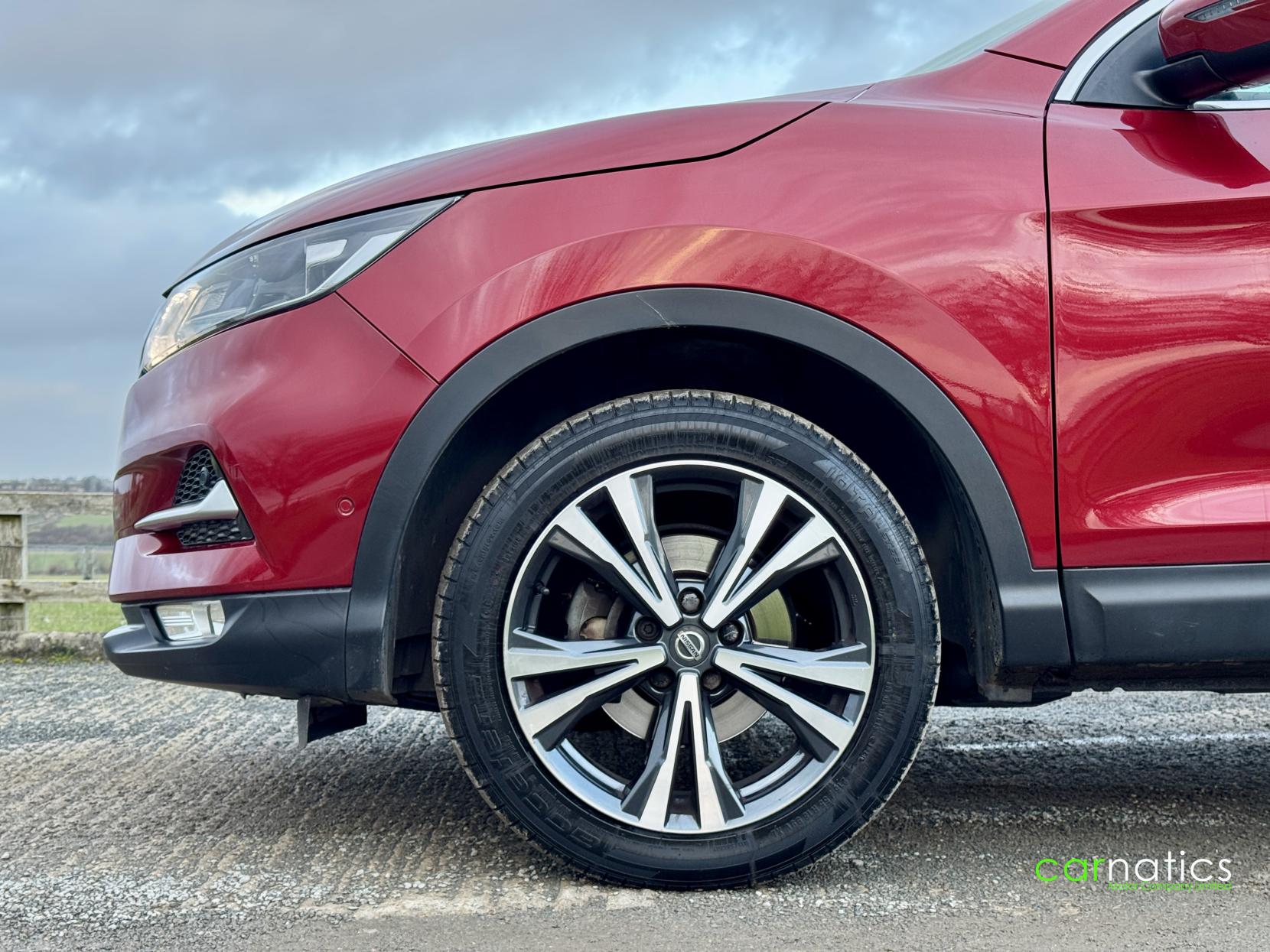 Nissan Qashqai 1.3 DIG-T N-Connecta SUV 5dr Petrol Manual Euro 6 (s/s) (140 ps)