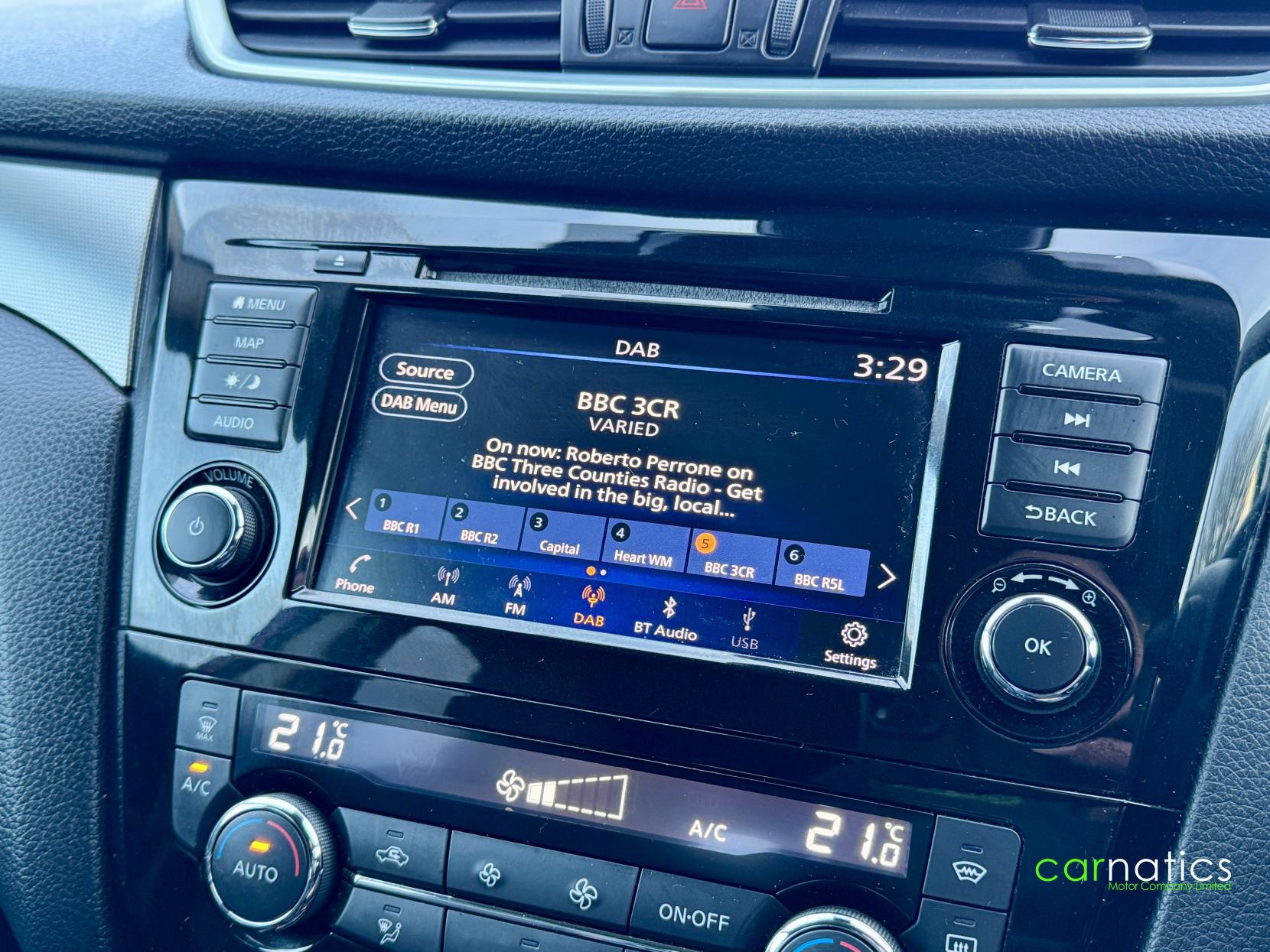 Nissan Qashqai 1.3 DIG-T N-Connecta SUV 5dr Petrol Manual Euro 6 (s/s) (140 ps)