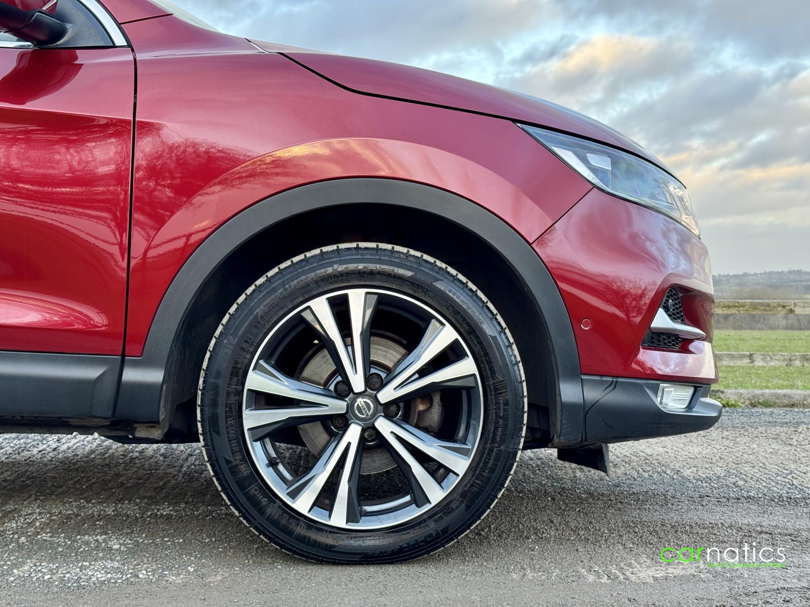 Nissan Qashqai 1.3 DIG-T N-Connecta SUV 5dr Petrol Manual Euro 6 (s/s) (140 ps)