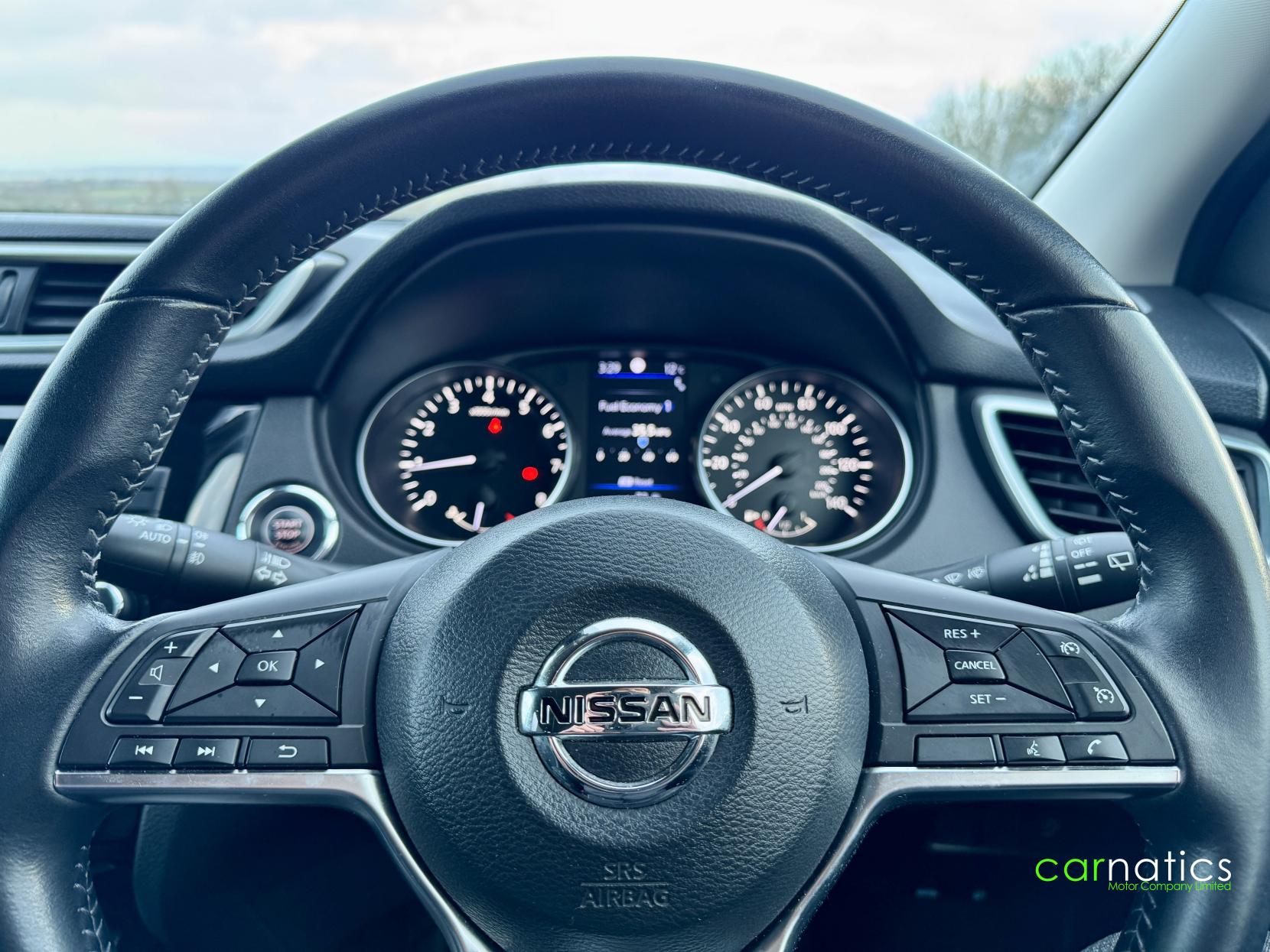 Nissan Qashqai 1.3 DIG-T N-Connecta SUV 5dr Petrol Manual Euro 6 (s/s) (140 ps)