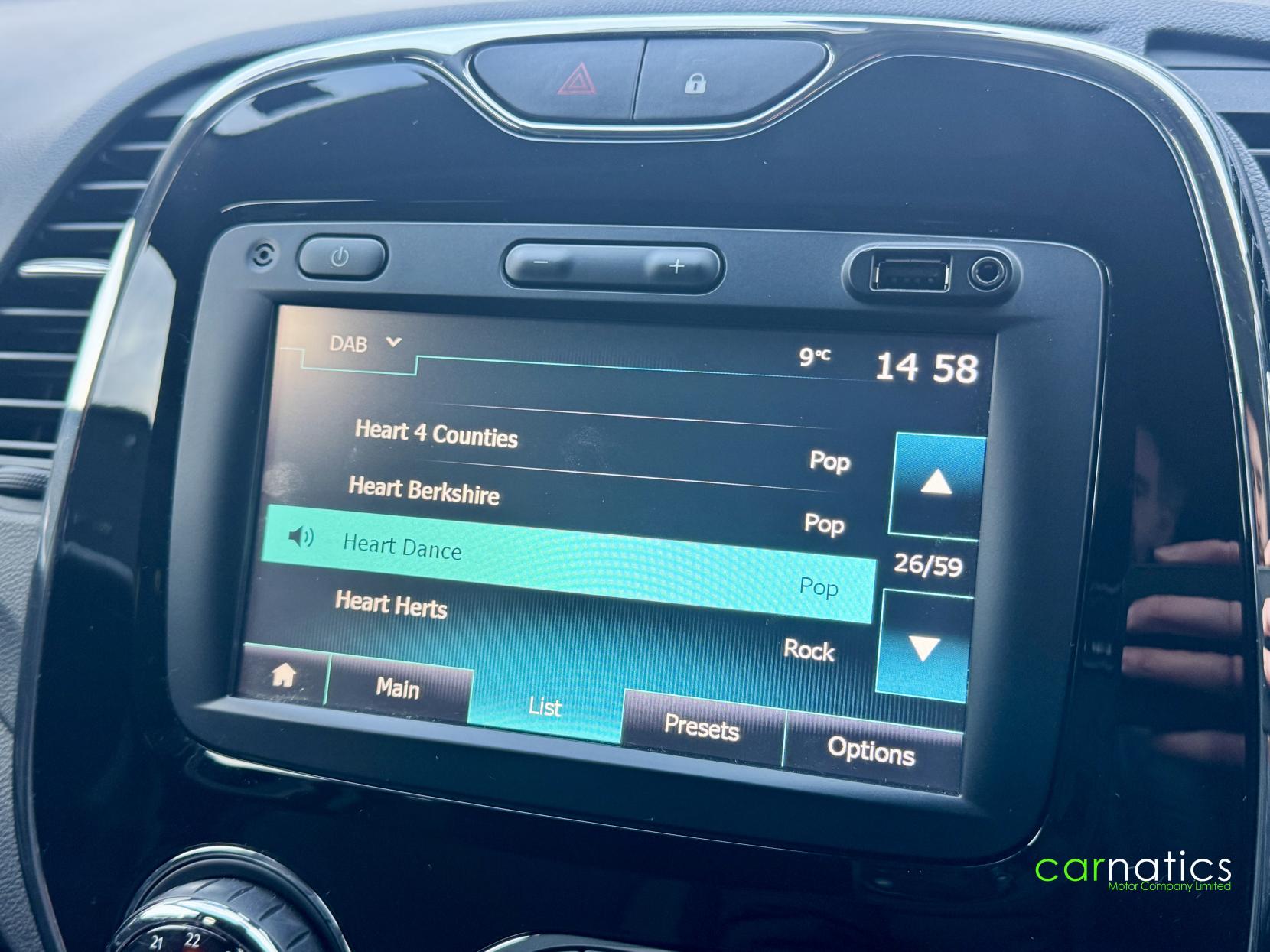 Renault Captur 0.9 TCe ENERGY Dynamique S Nav SUV 5dr Petrol Manual Euro 6 (s/s) (90 ps)