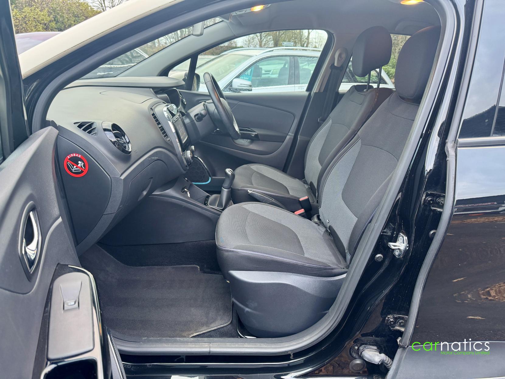 Renault Captur 0.9 TCe ENERGY Dynamique S Nav SUV 5dr Petrol Manual Euro 6 (s/s) (90 ps)