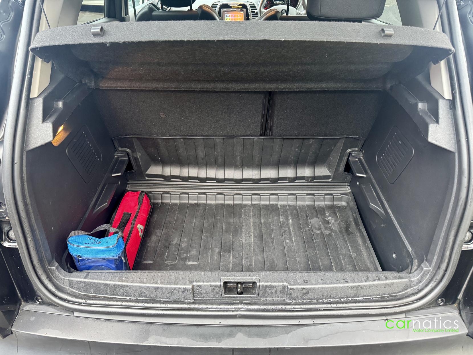 Renault Captur 0.9 TCe ENERGY Dynamique S Nav SUV 5dr Petrol Manual Euro 6 (s/s) (90 ps)