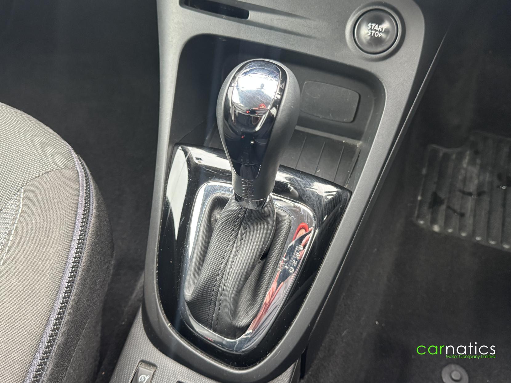 Renault Captur 1.2 TCe Dynamique S MediaNav SUV 5dr Petrol EDC Euro 5 (120 ps)