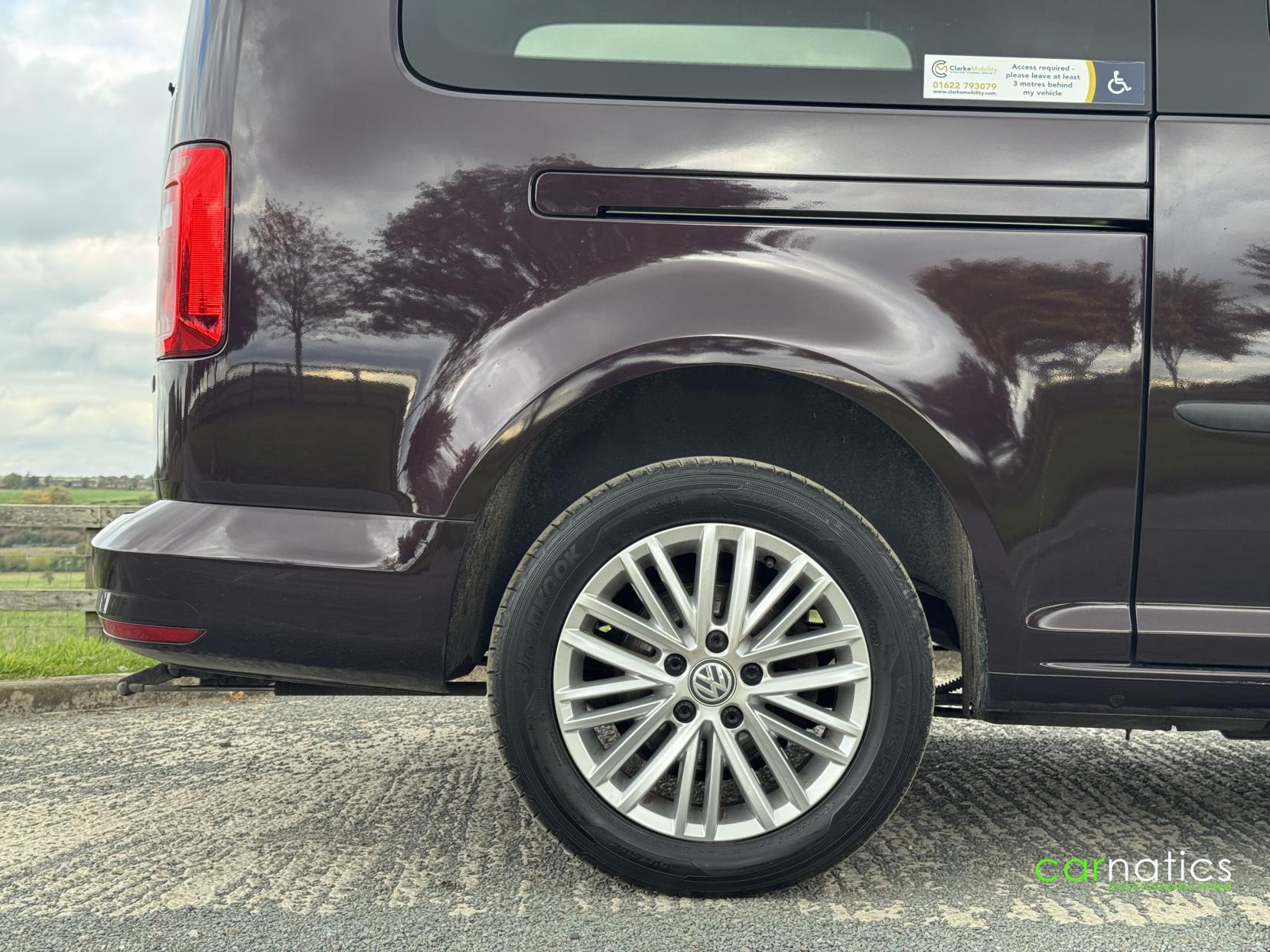 Volkswagen Caddy Maxi Life 2.0 TDI BlueMotion Tech MPV 5dr Diesel Manual Euro 6 (s/s) (102 ps)
