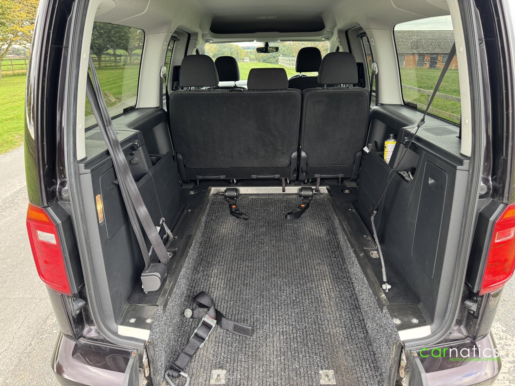 Volkswagen Caddy Maxi Life 2.0 TDI BlueMotion Tech MPV 5dr Diesel Manual Euro 6 (s/s) (102 ps)