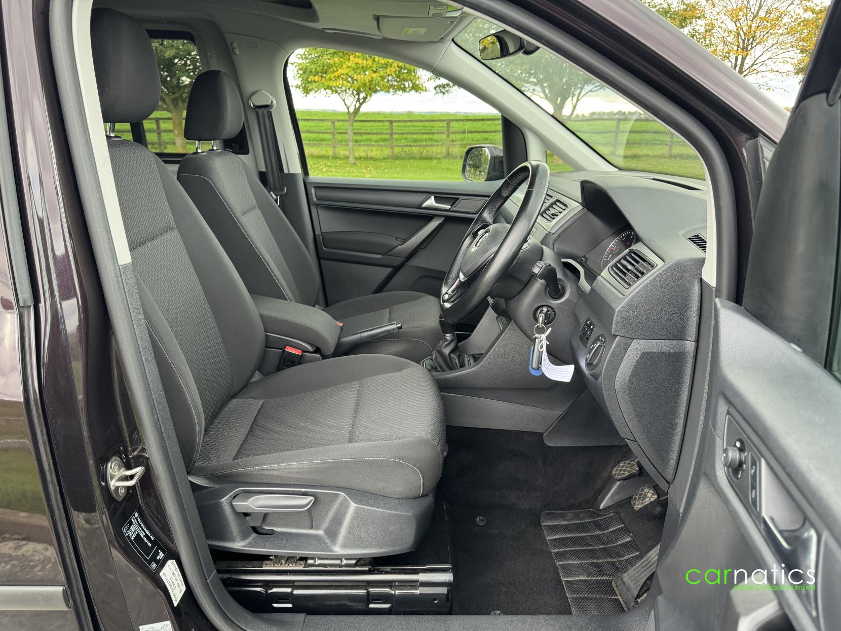Volkswagen Caddy Maxi Life 2.0 TDI BlueMotion Tech MPV 5dr Diesel Manual Euro 6 (s/s) (102 ps)