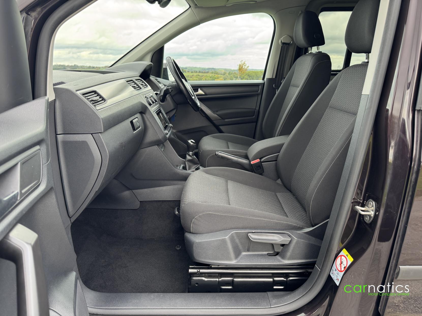 Volkswagen Caddy Maxi Life 2.0 TDI BlueMotion Tech MPV 5dr Diesel Manual Euro 6 (s/s) (102 ps)
