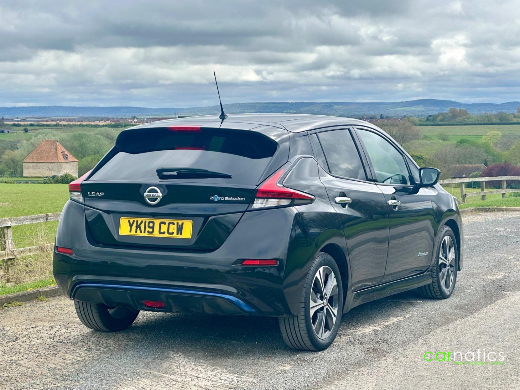 Nissan Leaf 40kWh N-Connecta Hatchback 5dr Electric Auto (150 ps)