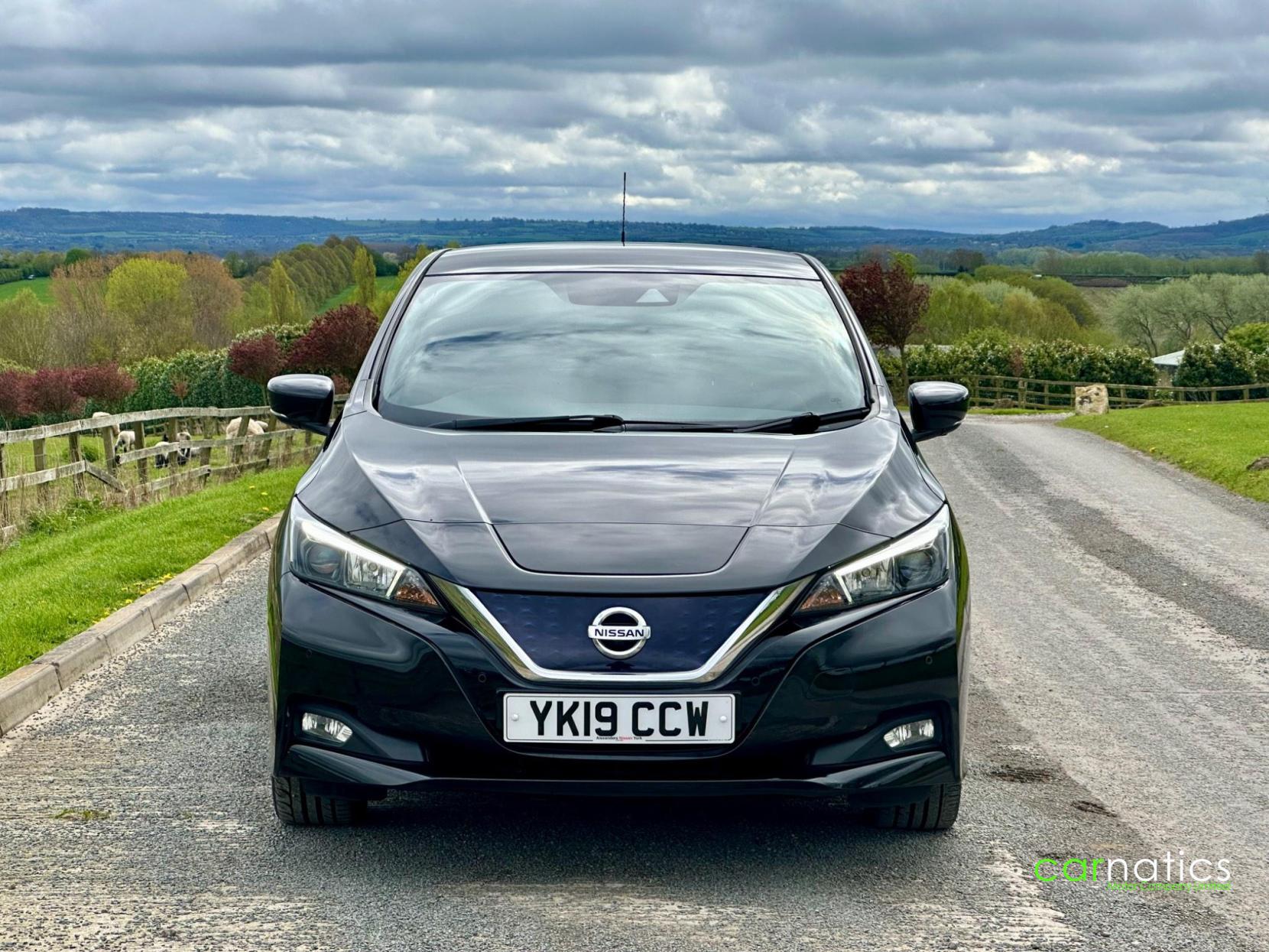 Nissan Leaf 40kWh N-Connecta Hatchback 5dr Electric Auto (150 ps)