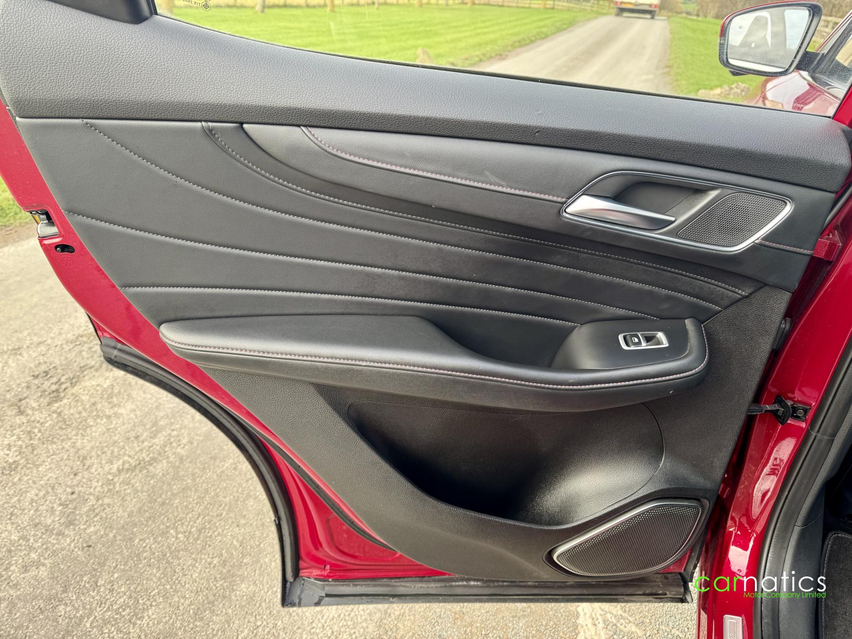 MG MG HS 1.5 T-GDI 16.6kWh Exclusive SUV 5dr Petrol Plug-in Hybrid Auto Euro 6 (s/s) (258 ps)