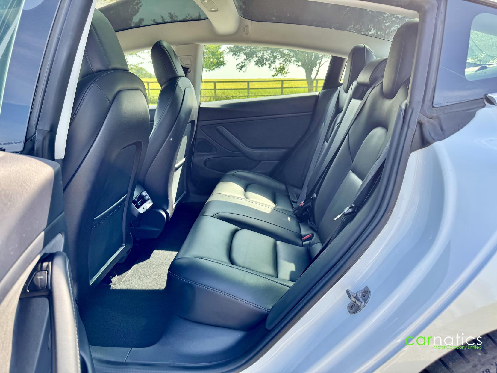 Tesla Model 3 (Dual Motor) Long Range Saloon 4dr Electric Auto 4WDE (346 ps)