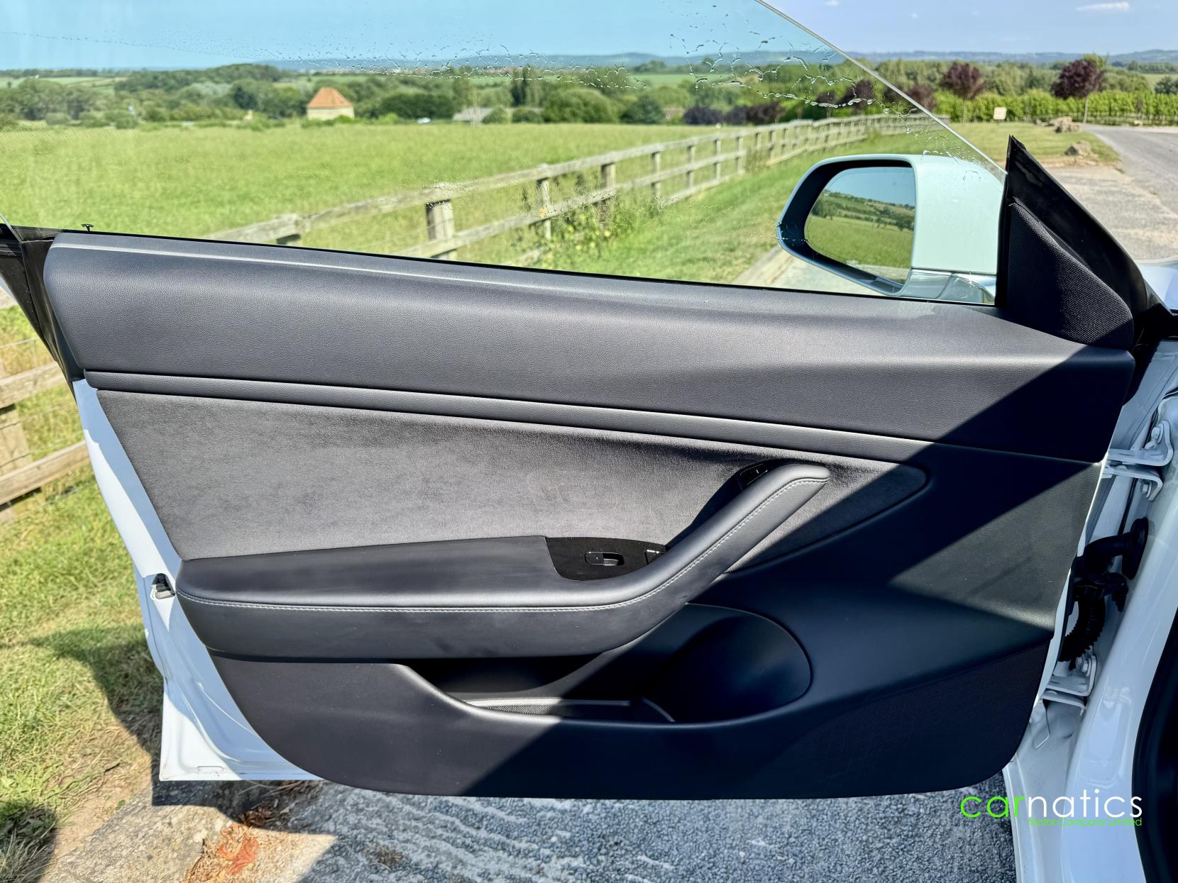 Tesla Model 3 (Dual Motor) Long Range Saloon 4dr Electric Auto 4WDE (346 ps)