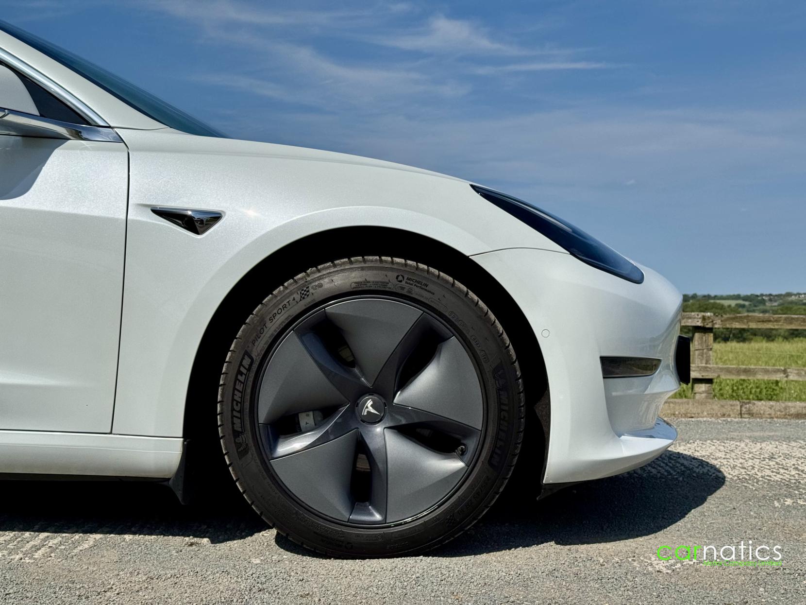 Tesla Model 3 (Dual Motor) Long Range Saloon 4dr Electric Auto 4WDE (346 ps)