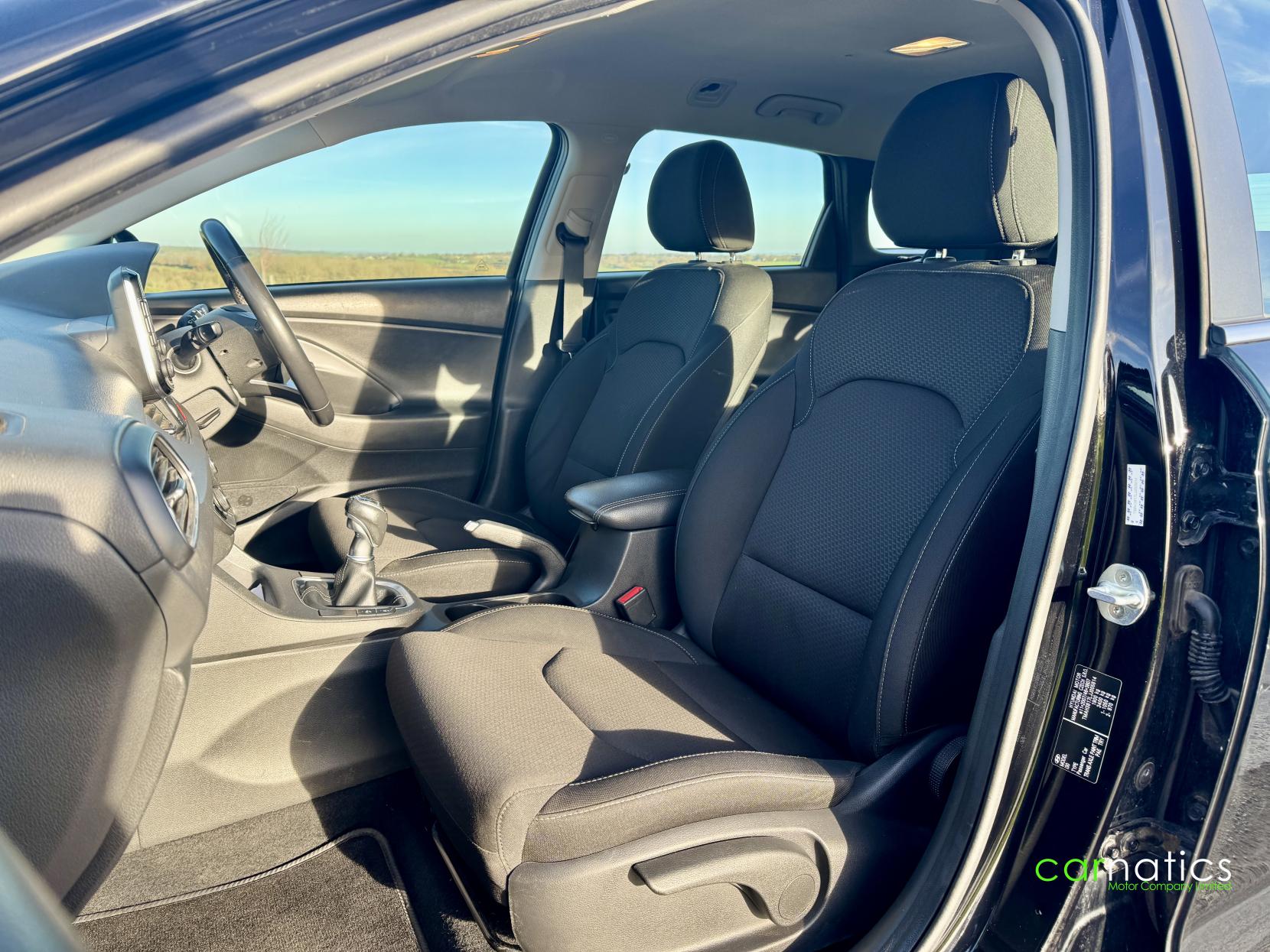 Hyundai i30 1.6 CRDi SE Nav Tourer 5dr Diesel Manual Euro 6 (s/s) (110 ps)