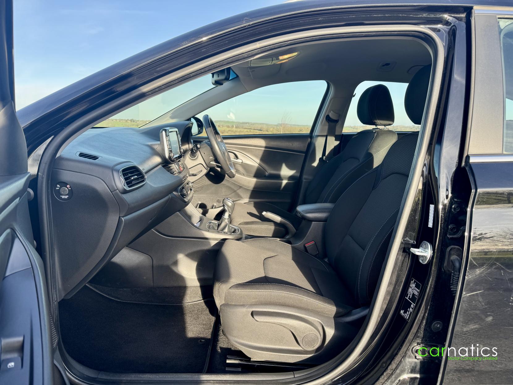 Hyundai i30 1.6 CRDi SE Nav Tourer 5dr Diesel Manual Euro 6 (s/s) (110 ps)