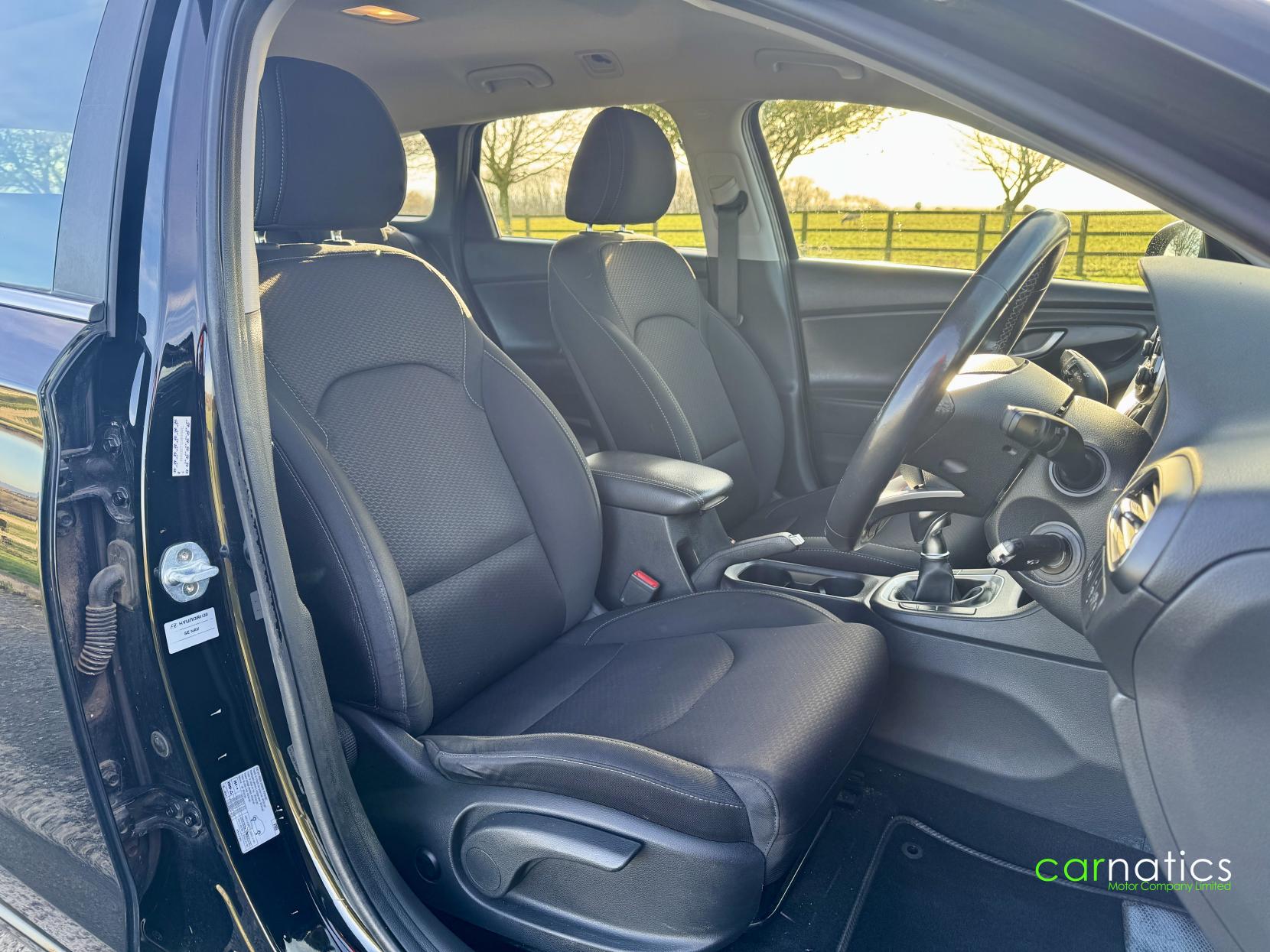 Hyundai i30 1.6 CRDi SE Nav Tourer 5dr Diesel Manual Euro 6 (s/s) (110 ps)