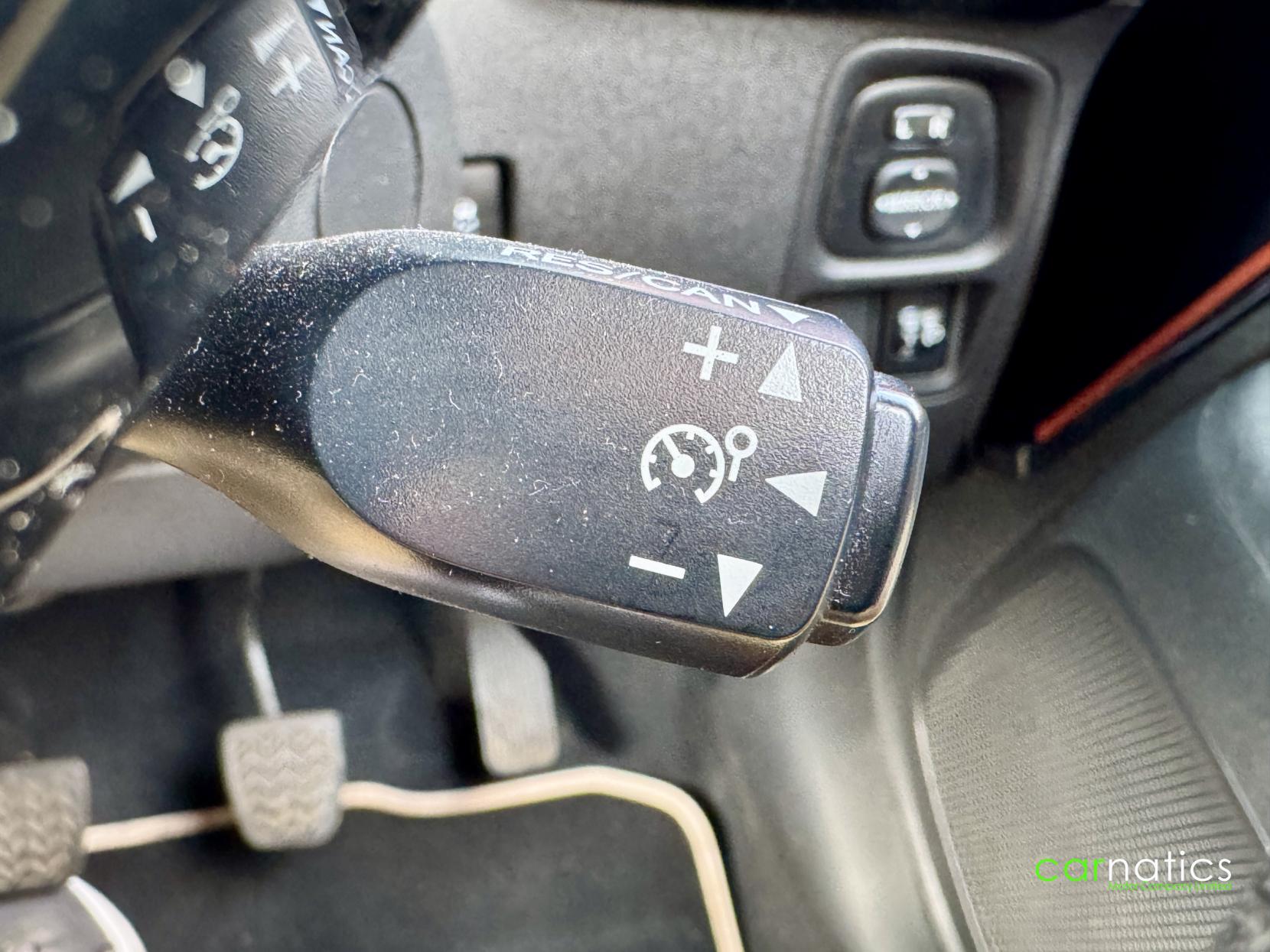 Peugeot 108 1.2 PureTech Roland Garros Top! 5dr Petrol Manual Euro 6 (82 ps)