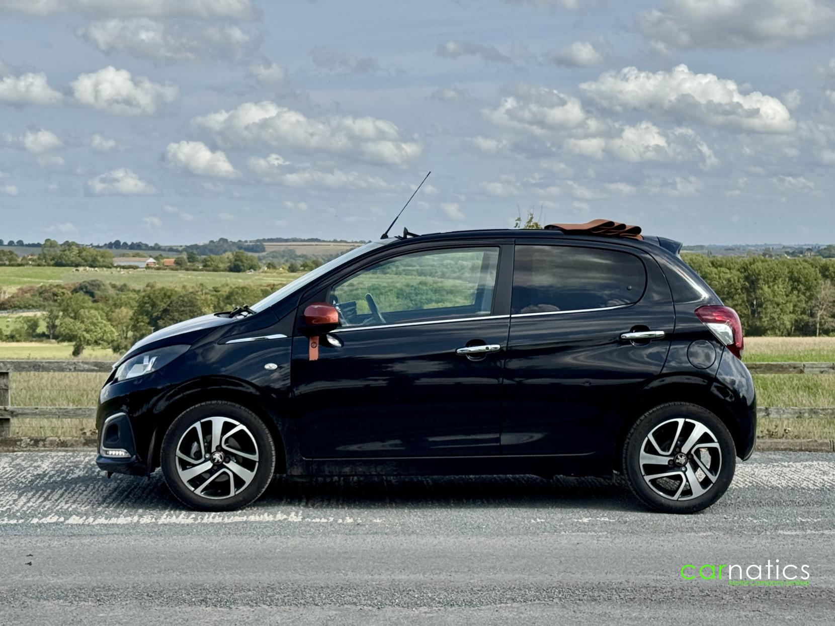 Peugeot 108 1.2 PureTech Roland Garros Top! 5dr Petrol Manual Euro 6 (82 ps)