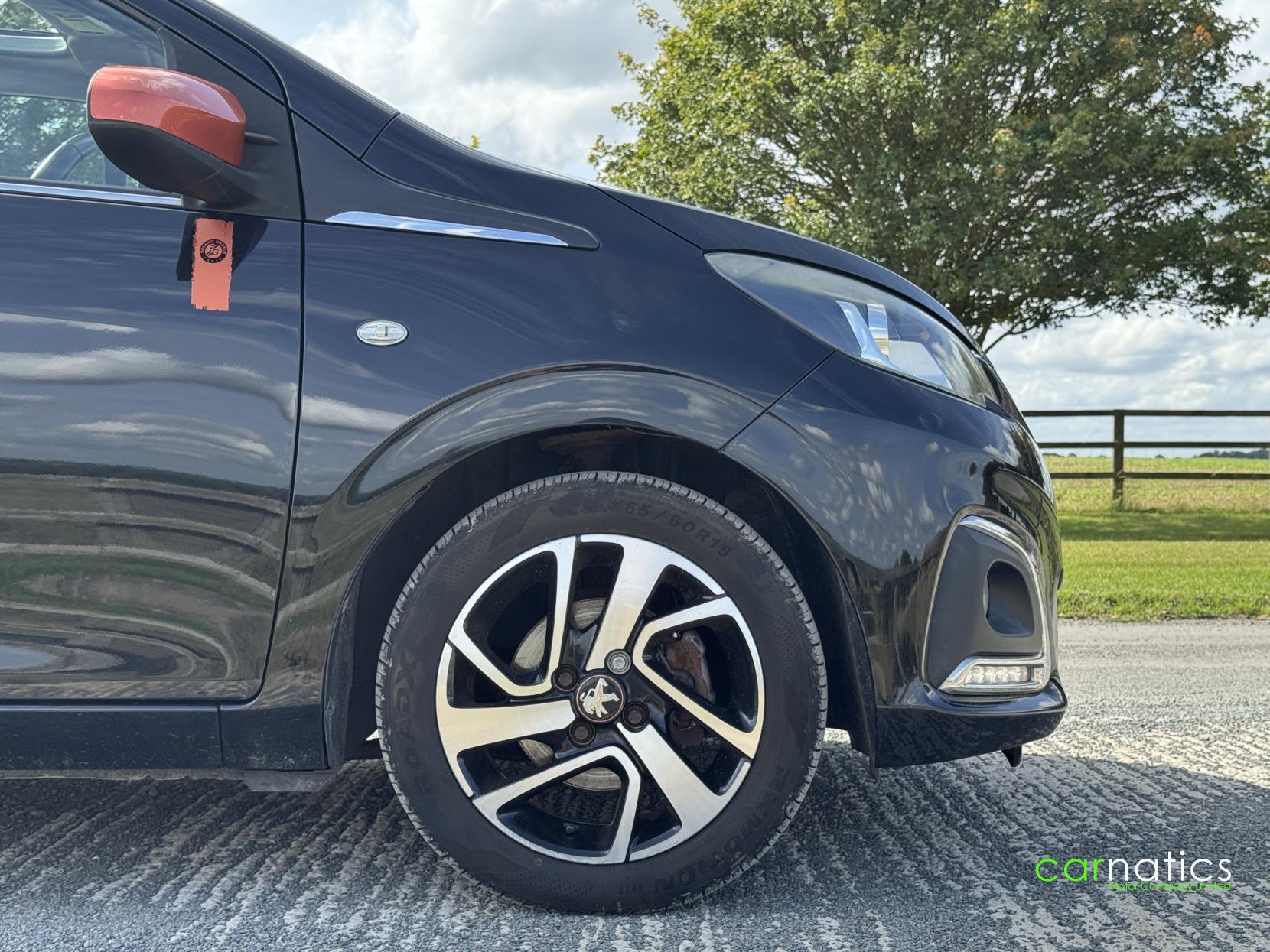 Peugeot 108 1.2 PureTech Roland Garros Top! 5dr Petrol Manual Euro 6 (82 ps)