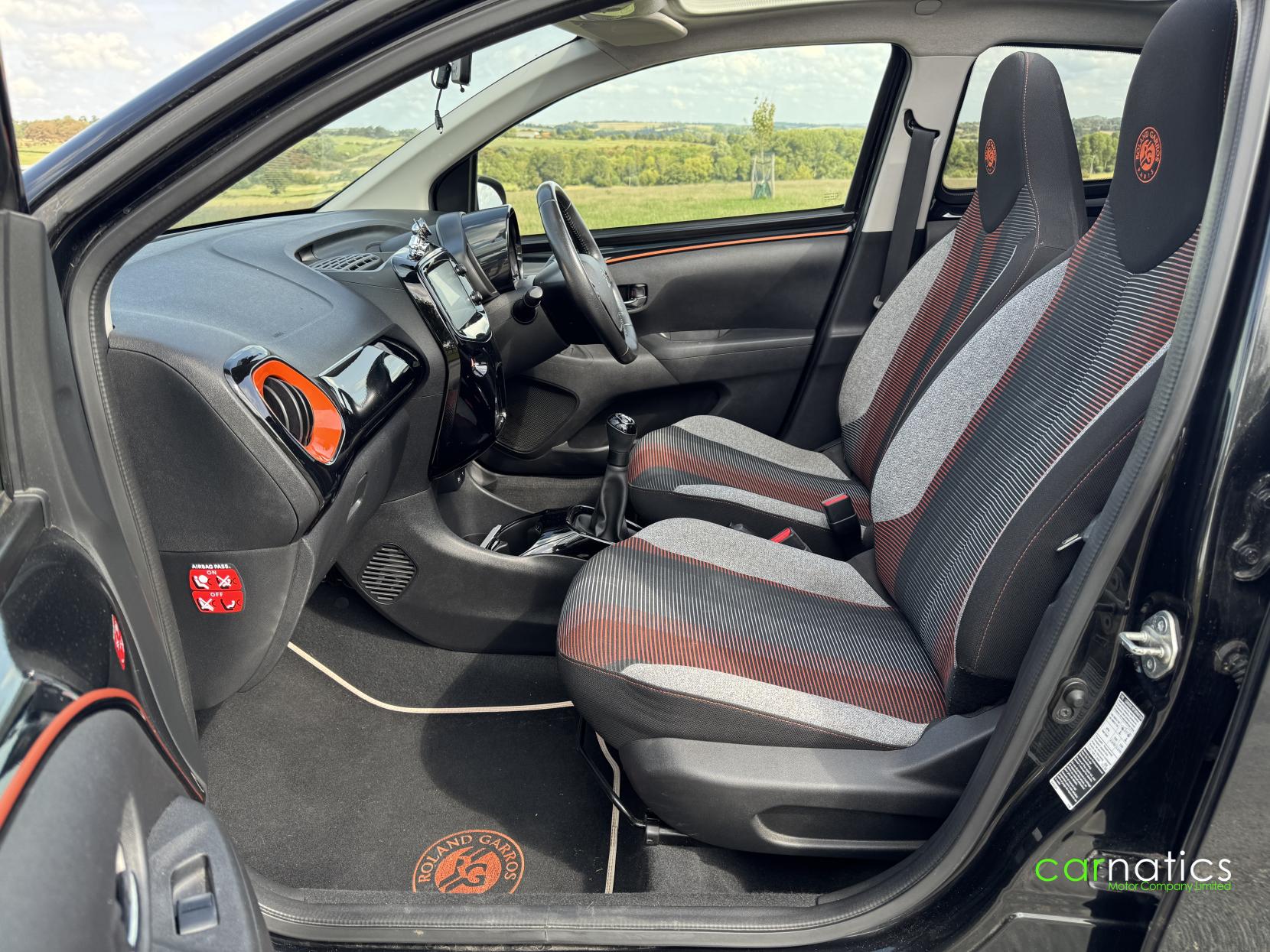 Peugeot 108 1.2 PureTech Roland Garros Top! 5dr Petrol Manual Euro 6 (82 ps)