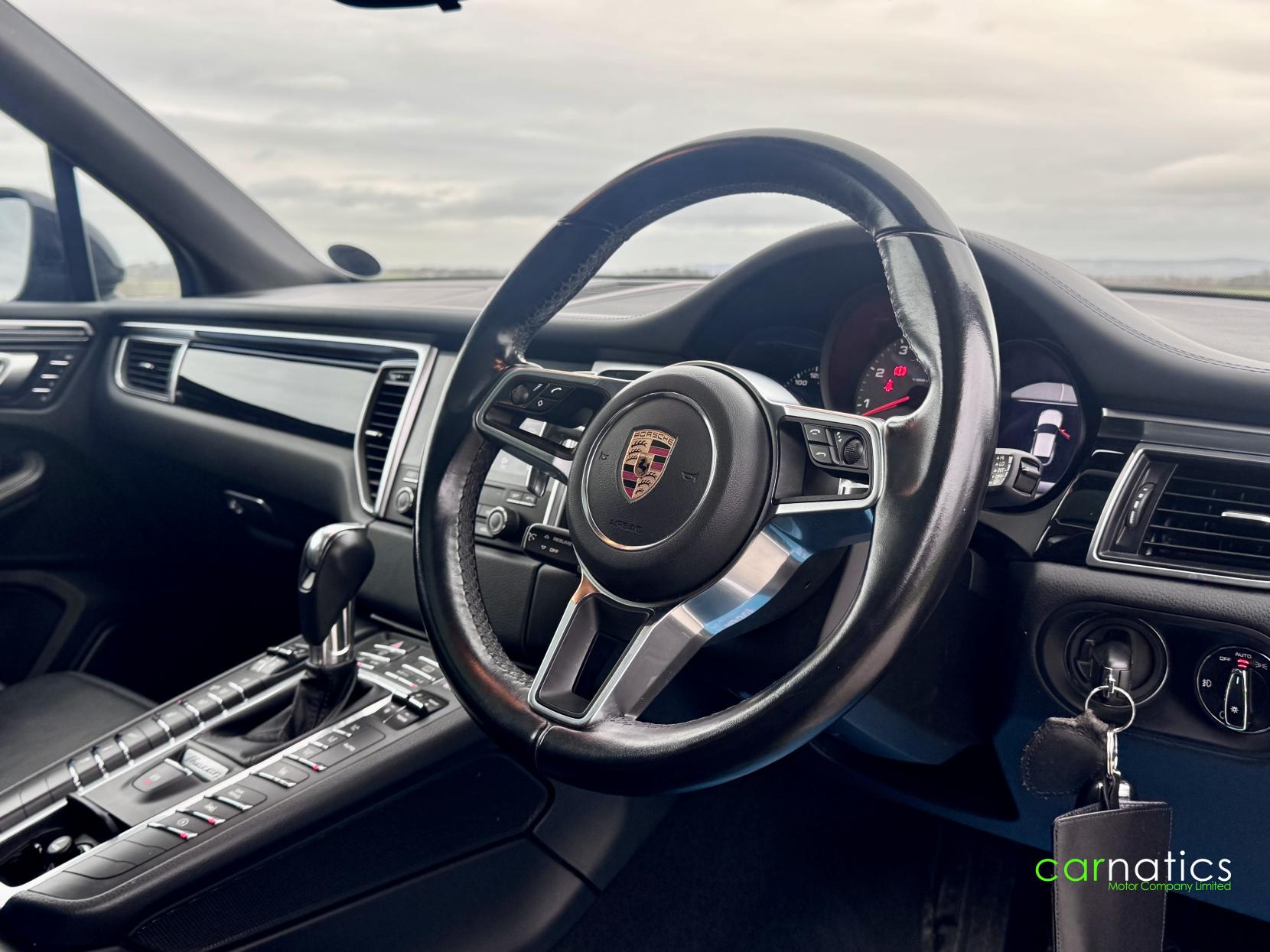 Porsche Macan 3.0 V6 S SUV 5dr Petrol PDK 4WD Euro 6 (s/s) (340 ps)