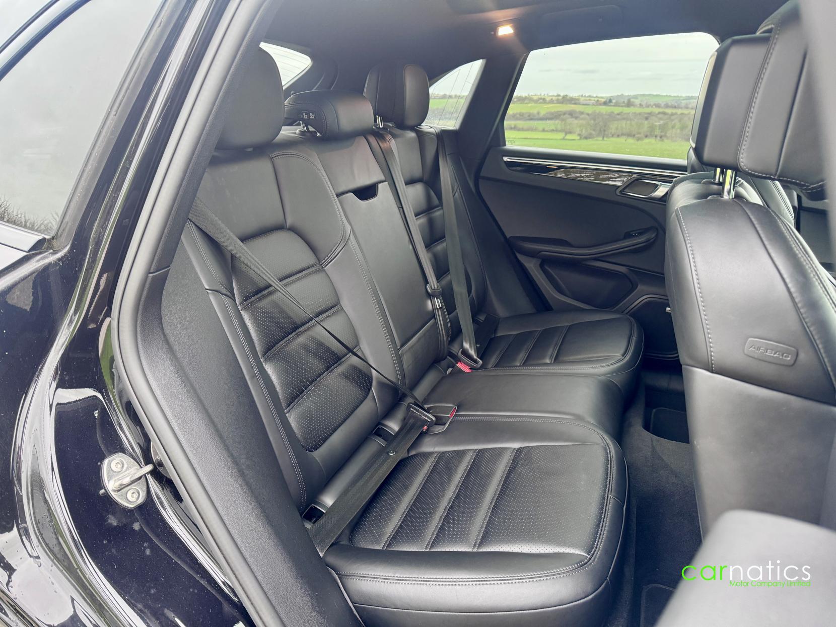 Porsche Macan 3.0 V6 S SUV 5dr Petrol PDK 4WD Euro 6 (s/s) (340 ps)