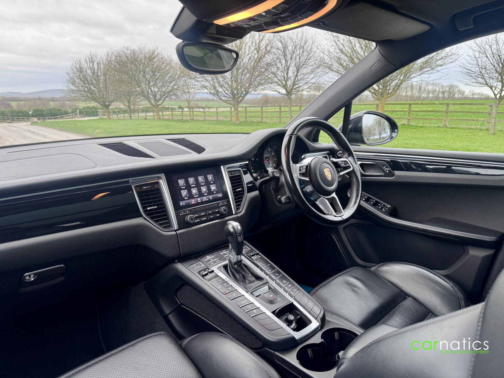 Porsche Macan 3.0 V6 S SUV 5dr Petrol PDK 4WD Euro 6 (s/s) (340 ps)