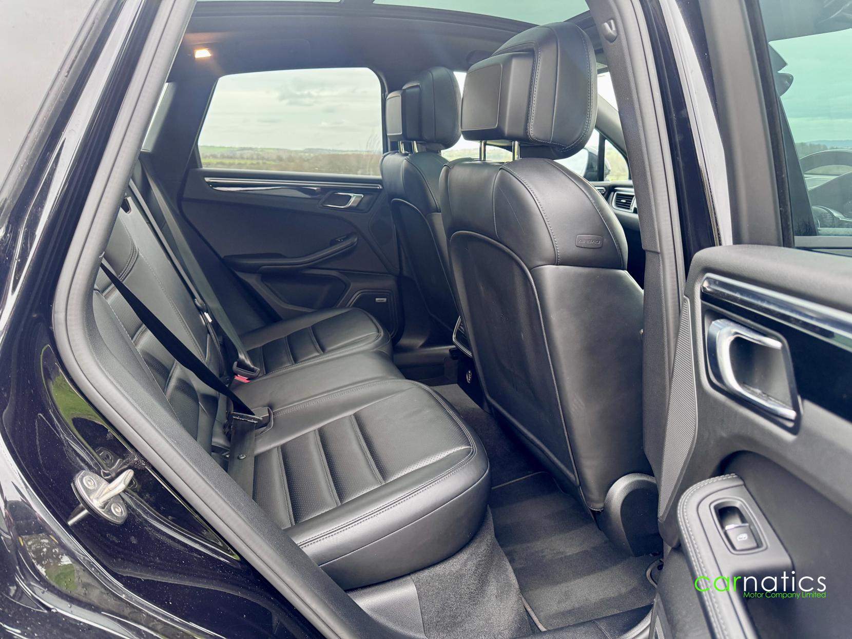 Porsche Macan 3.0 V6 S SUV 5dr Petrol PDK 4WD Euro 6 (s/s) (340 ps)