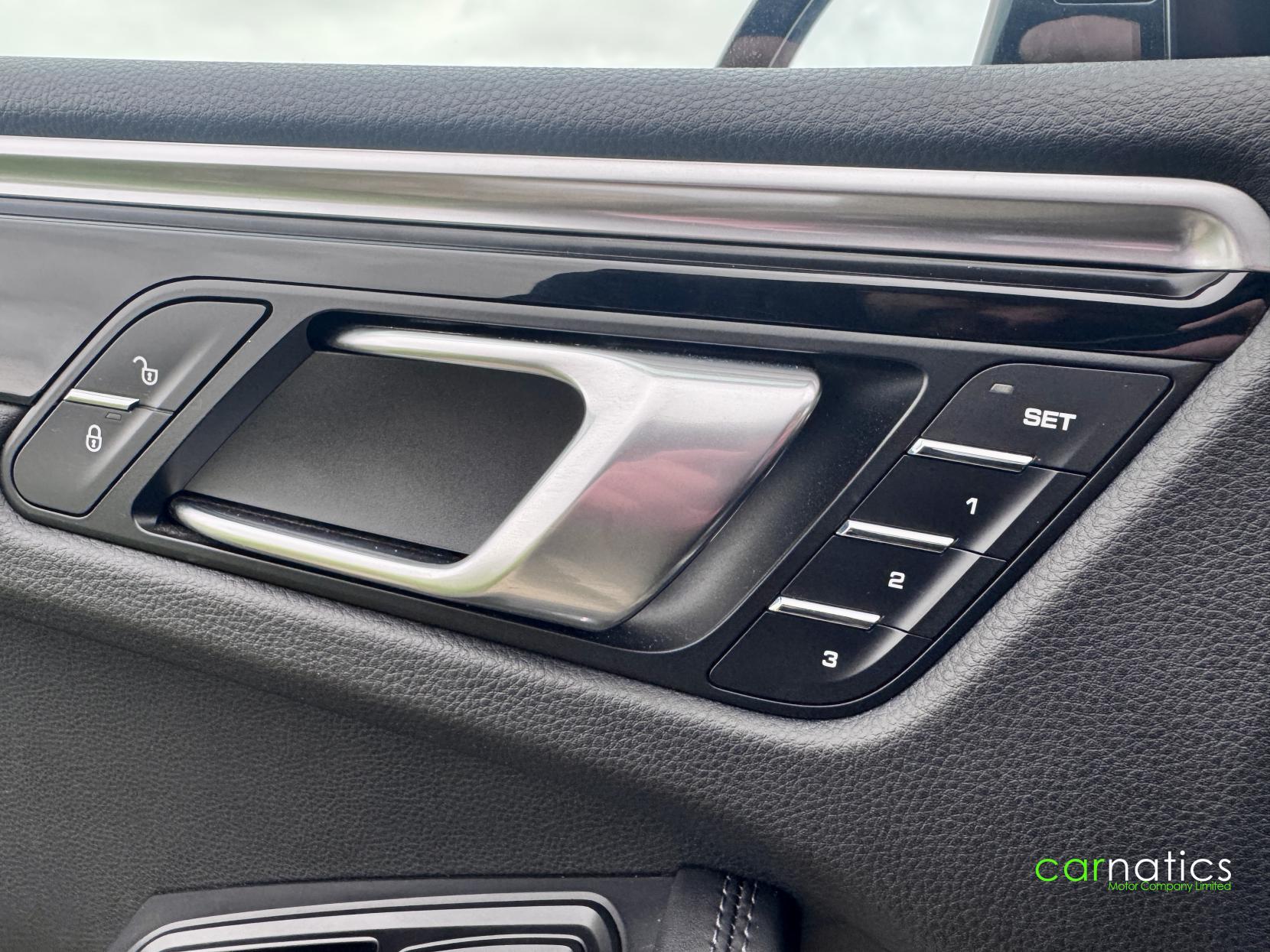 Porsche Macan 3.0 V6 S SUV 5dr Petrol PDK 4WD Euro 6 (s/s) (340 ps)