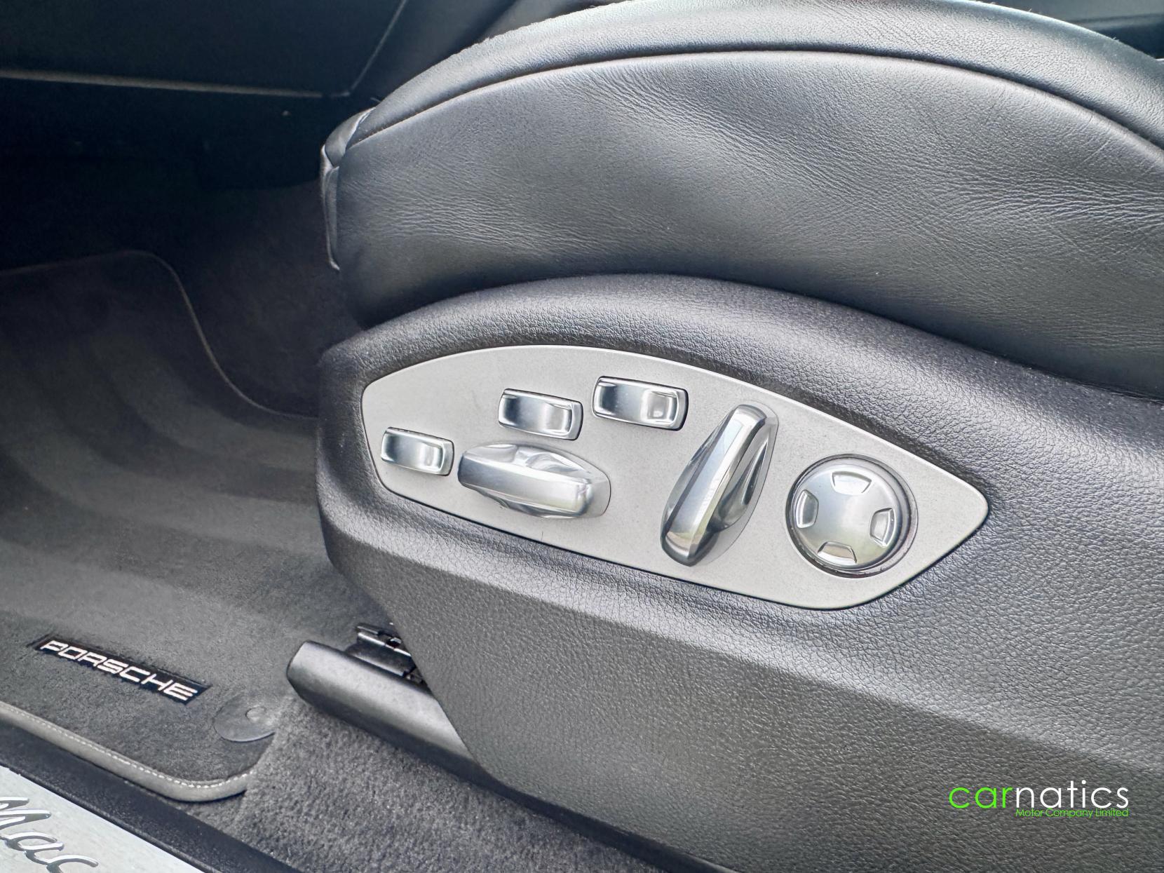 Porsche Macan 3.0 V6 S SUV 5dr Petrol PDK 4WD Euro 6 (s/s) (340 ps)