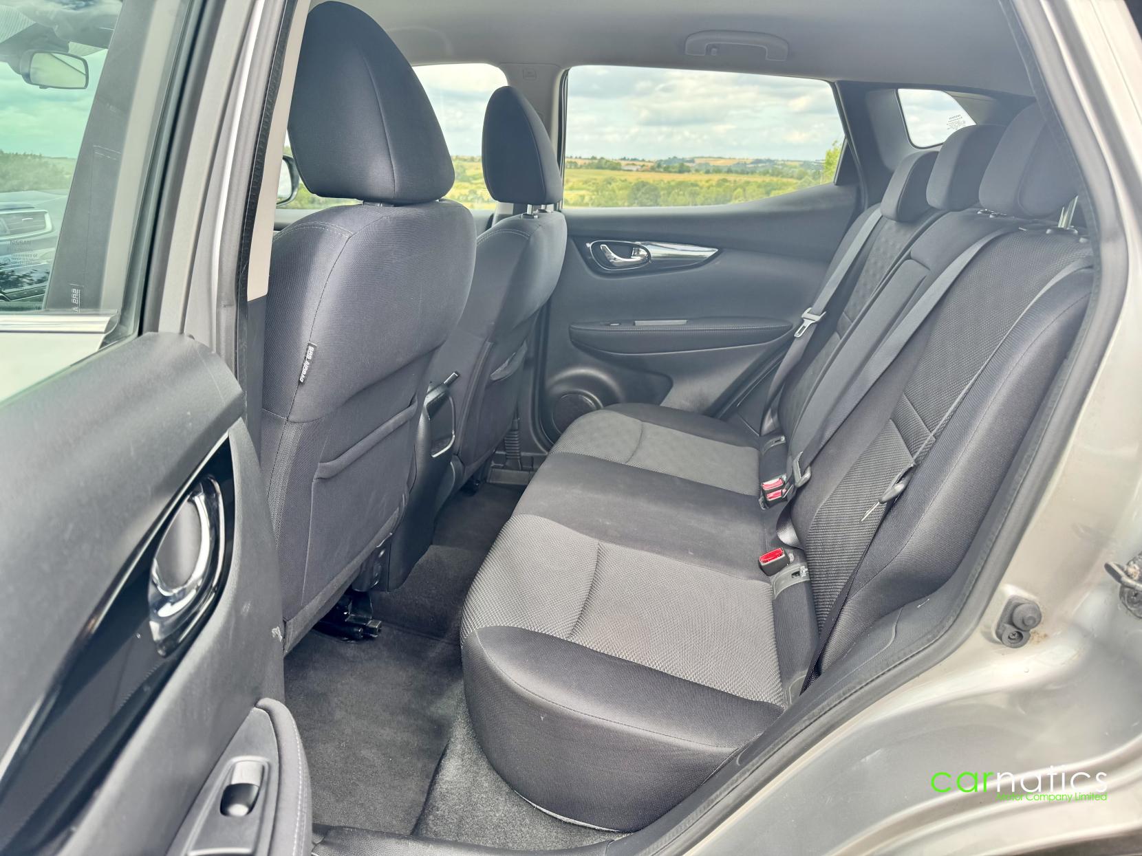 Nissan Qashqai 1.5 dCi Acenta SUV 5dr Diesel Manual 2WD Euro 6 (s/s) (110 ps)