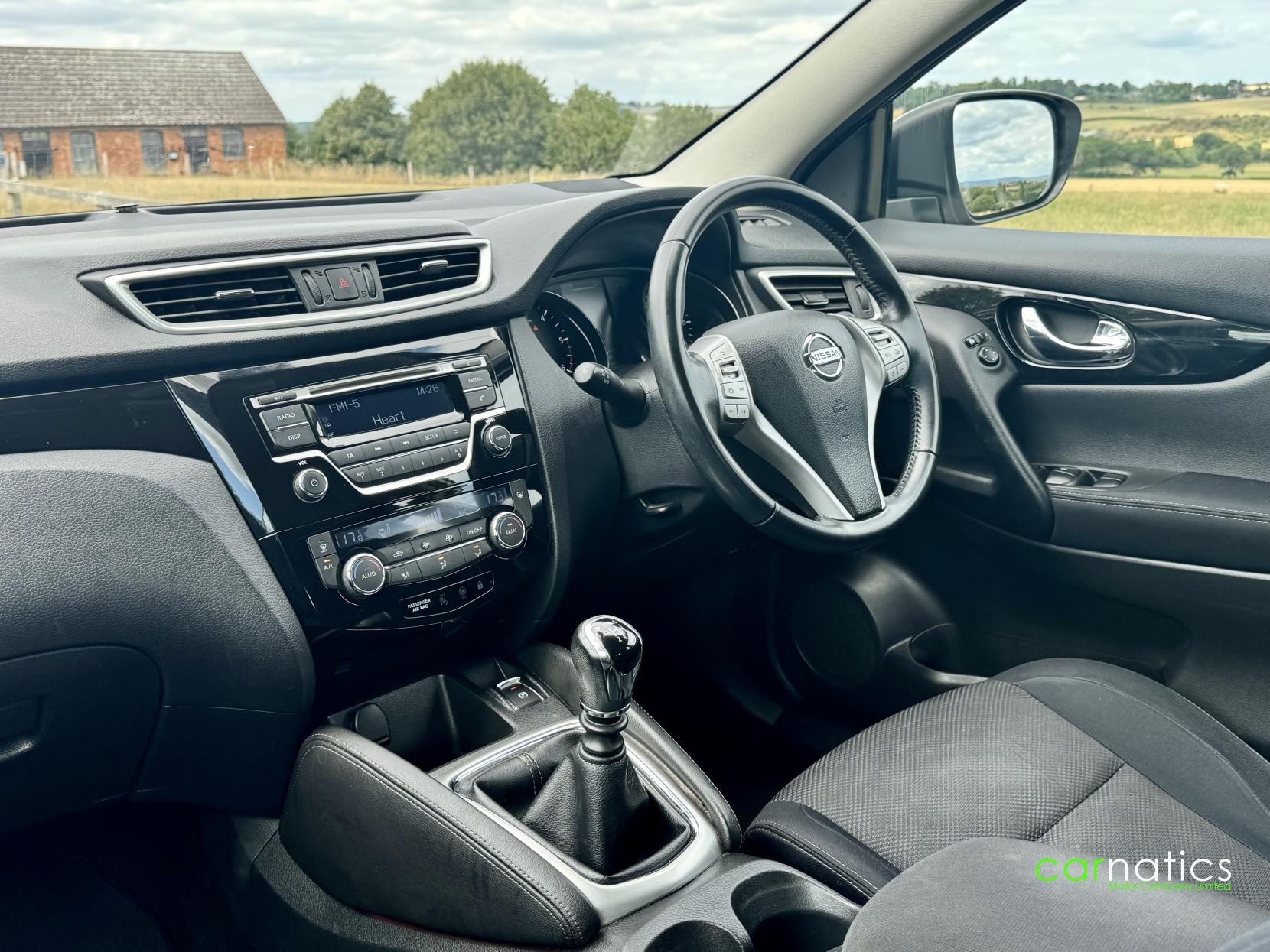 Nissan Qashqai 1.5 dCi Acenta SUV 5dr Diesel Manual 2WD Euro 6 (s/s) (110 ps)