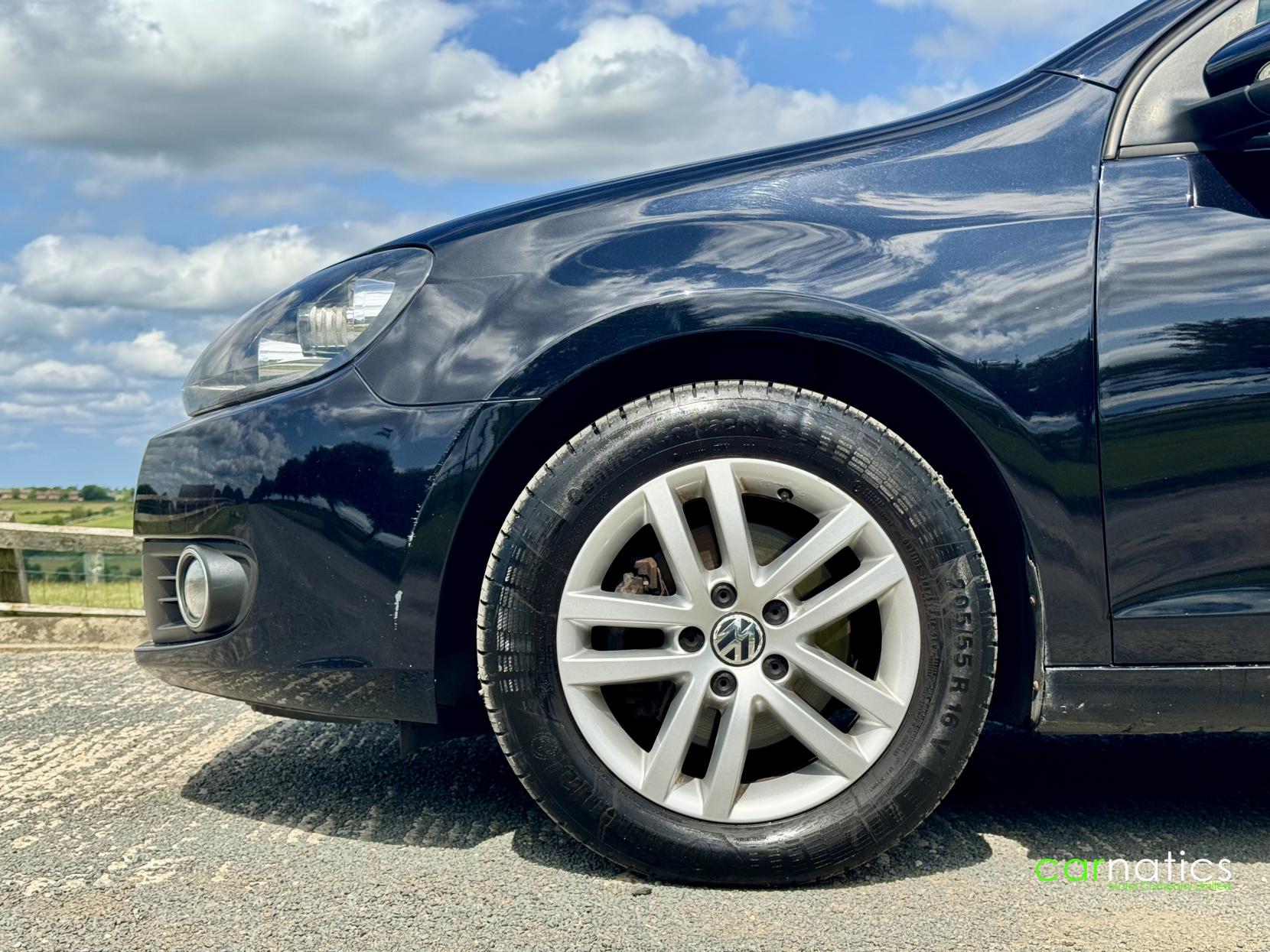 Volkswagen Golf 2.0 TDI GT (Leather) Hatchback 5dr Diesel Manual Euro 5 (140 ps)