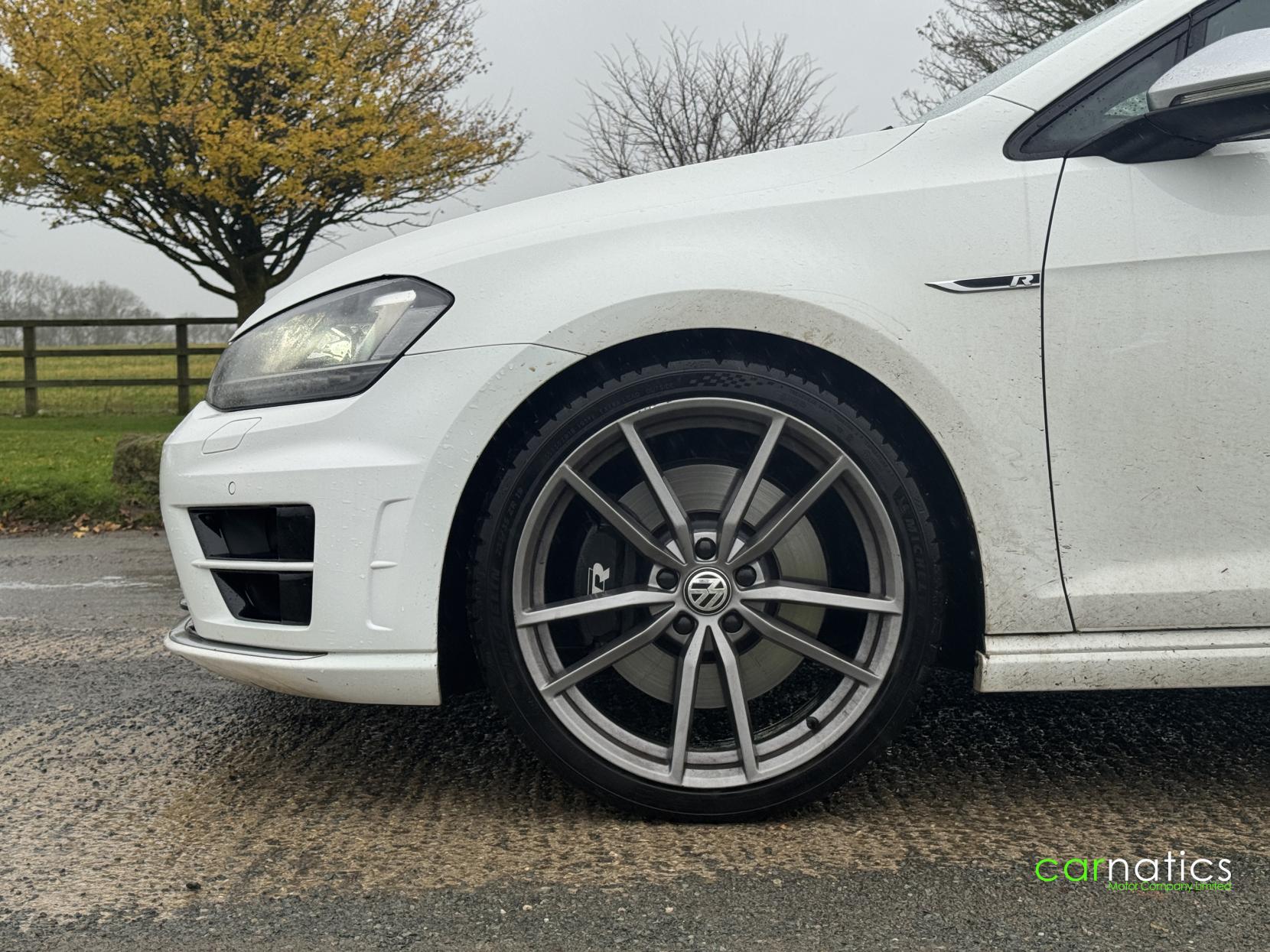 Volkswagen Golf 2.0 TSI BlueMotion Tech R Estate 5dr Petrol DSG 4MOTION Euro 6 (s/s) (300 ps)