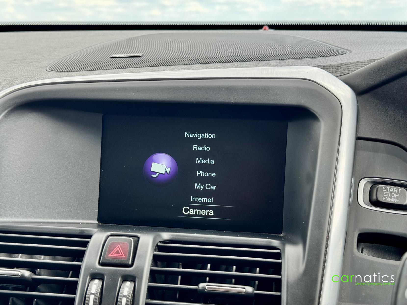 Volvo XC60 2.4 D5 R-Design Lux Nav SUV 5dr Diesel Auto AWD Euro 6 (s/s) (220 ps)